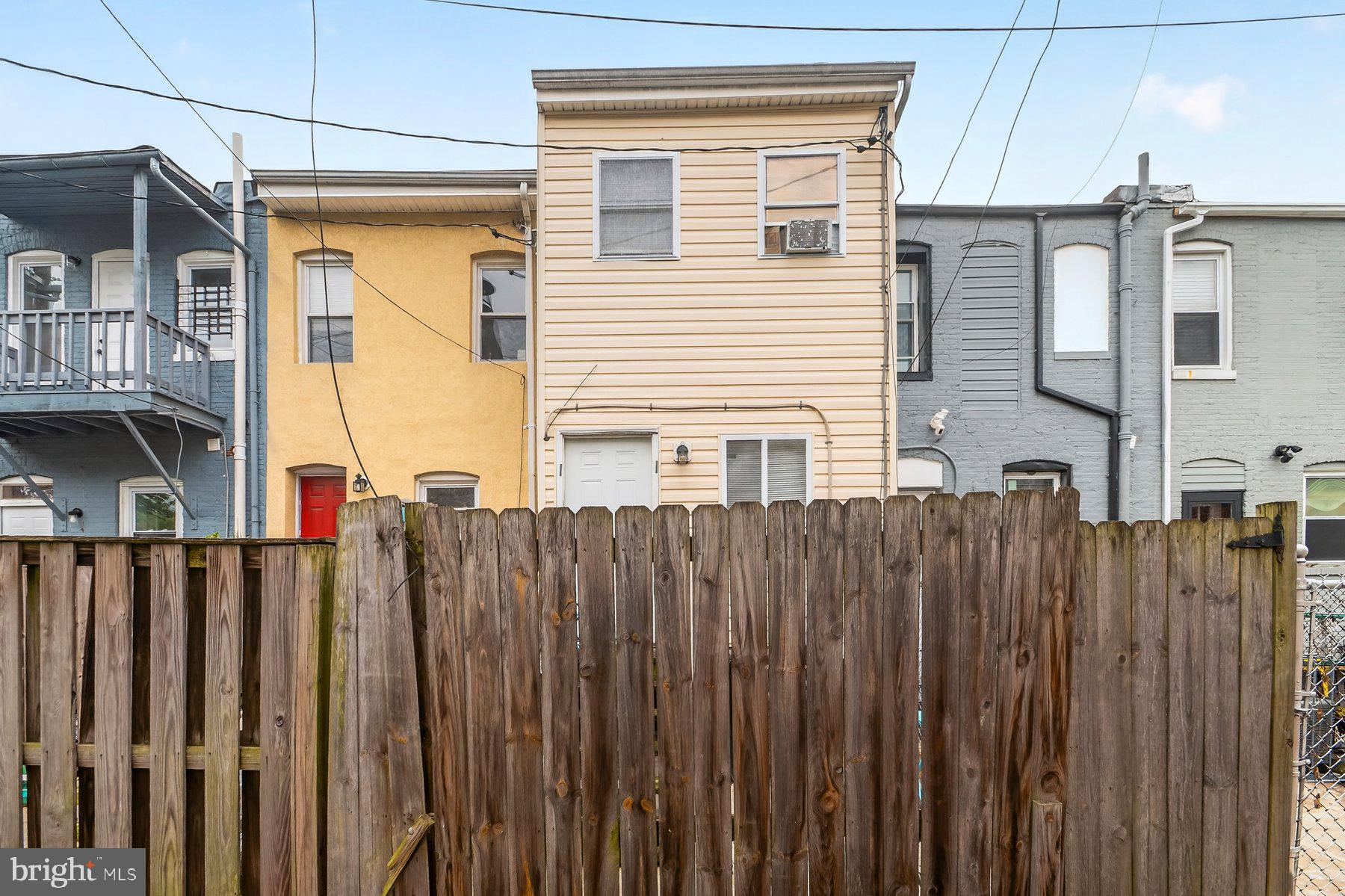 WASHINGTON VILLAGE - Residential