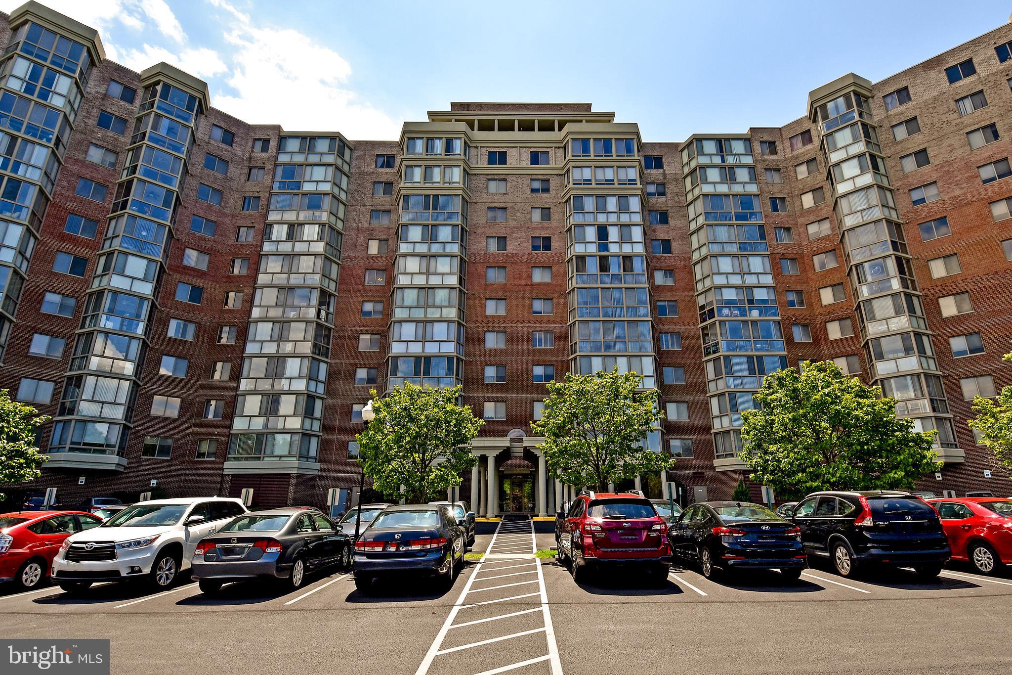 OVERLOOK AT LEISURE WORLD - Residential