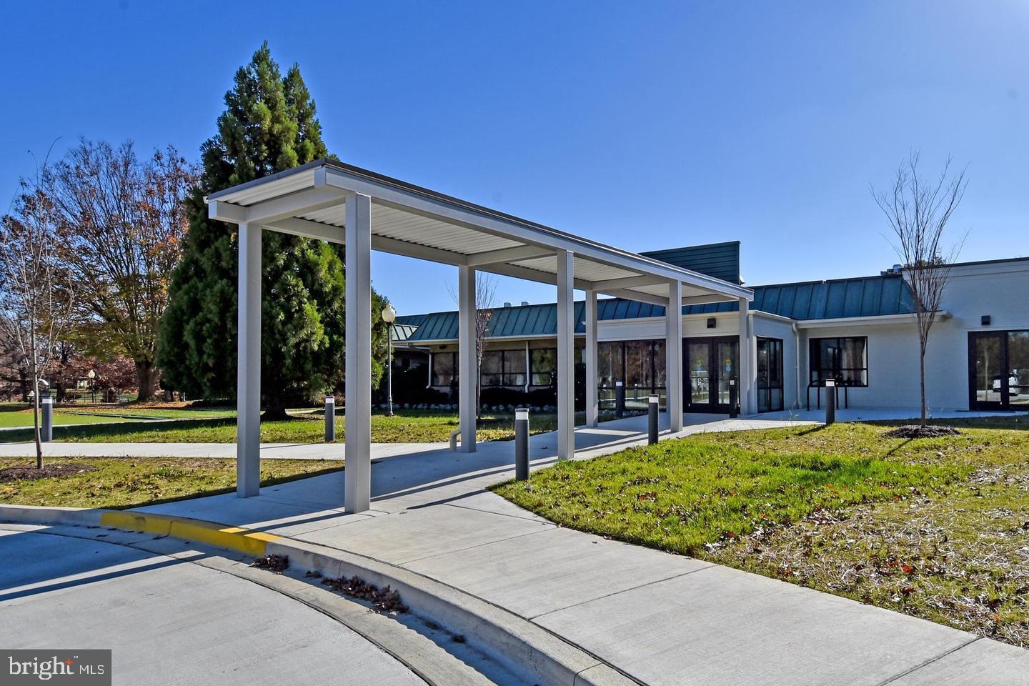 OVERLOOK AT LEISURE WORLD - Residential