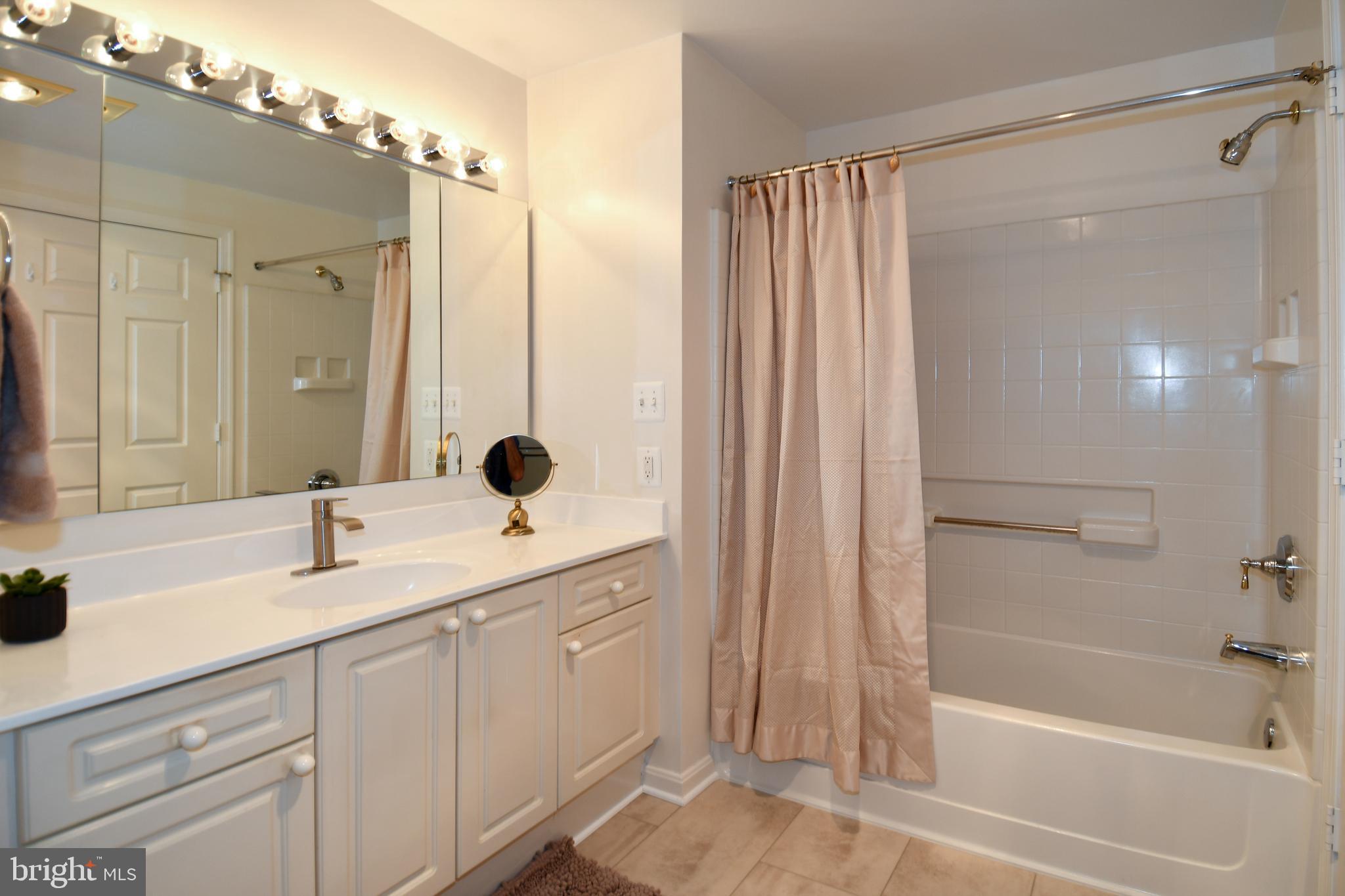 OVERLOOK AT LEISURE WORLD - Residential
