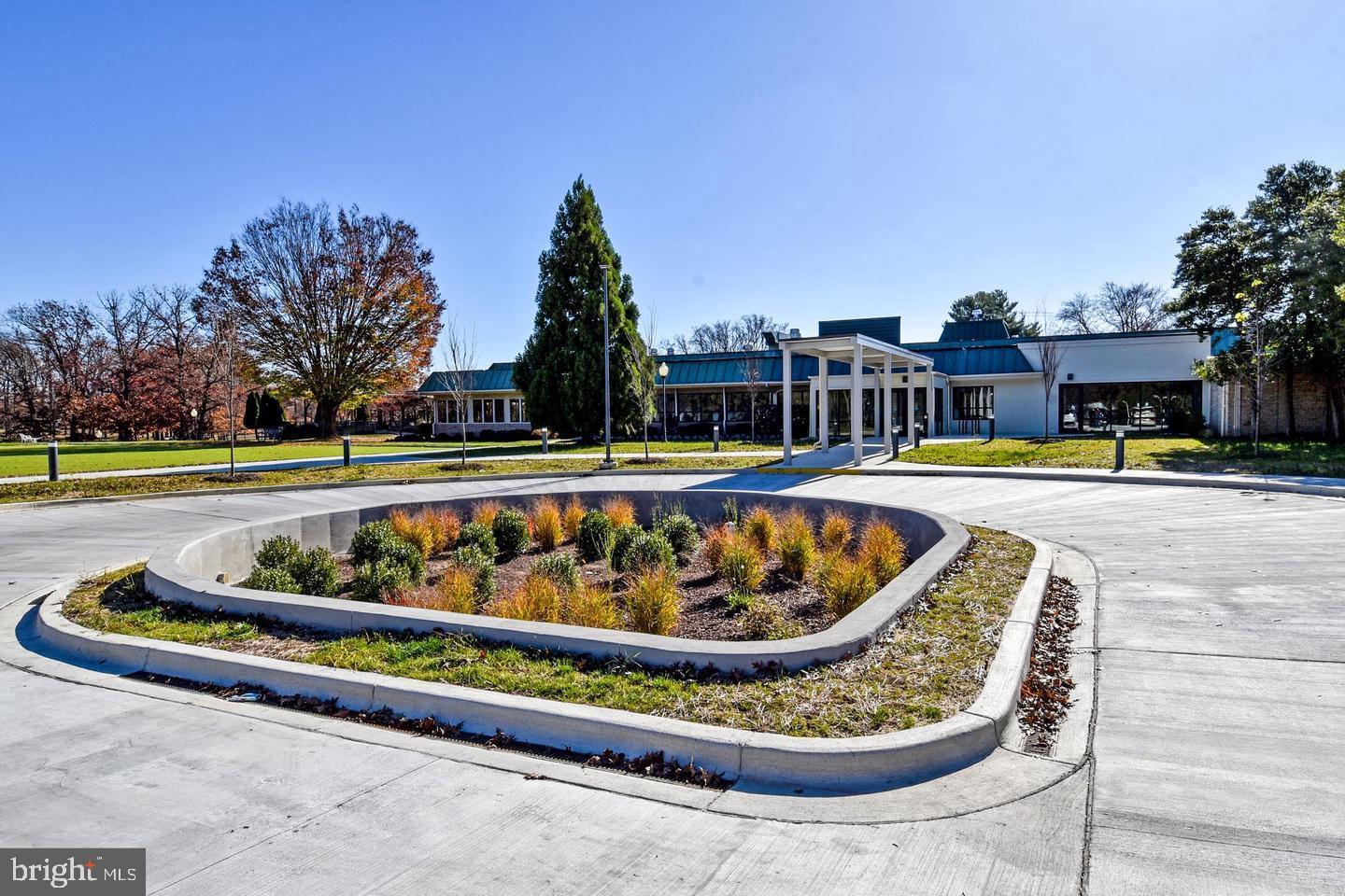 OVERLOOK AT LEISURE WORLD - Residential