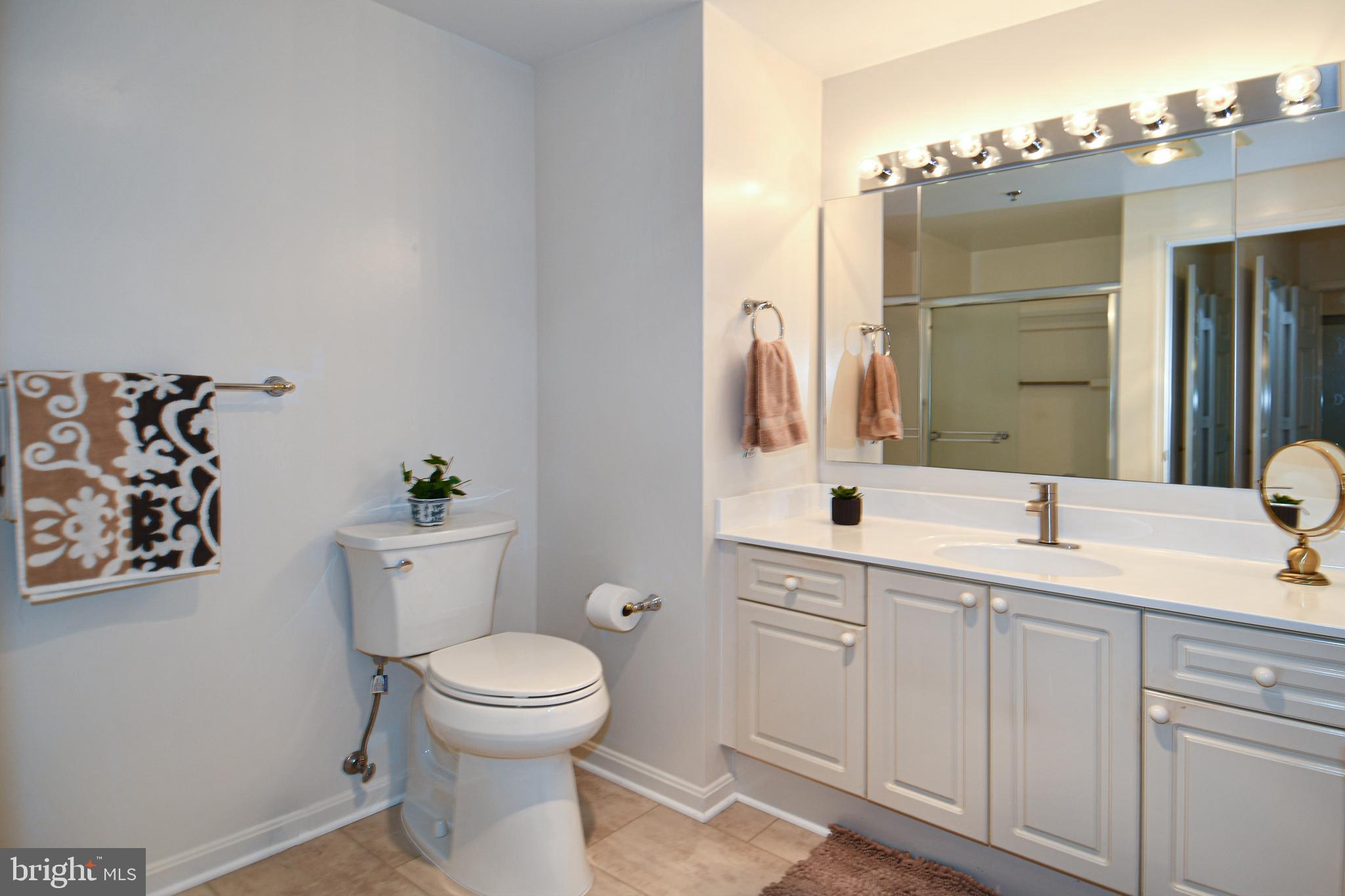 OVERLOOK AT LEISURE WORLD - Residential