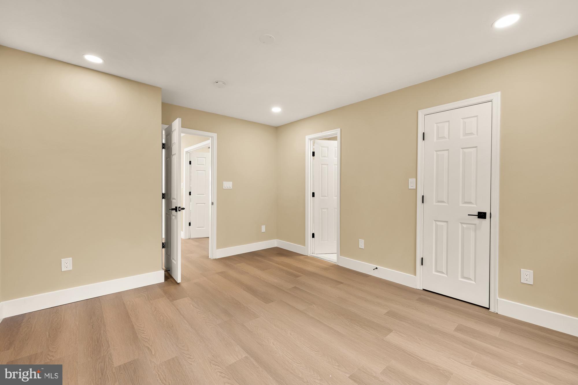 BLACK ROCK ESTATES - Residential