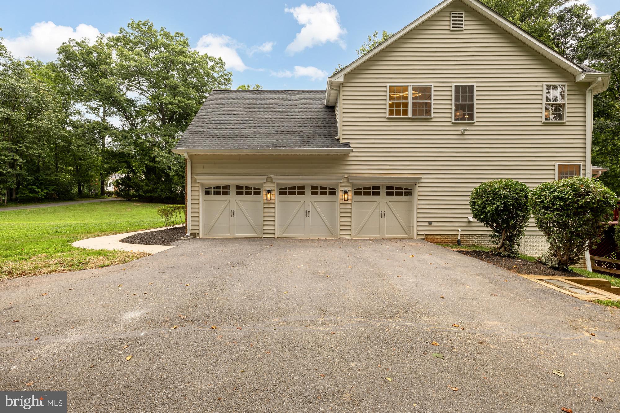 BLACK ROCK ESTATES - Residential
