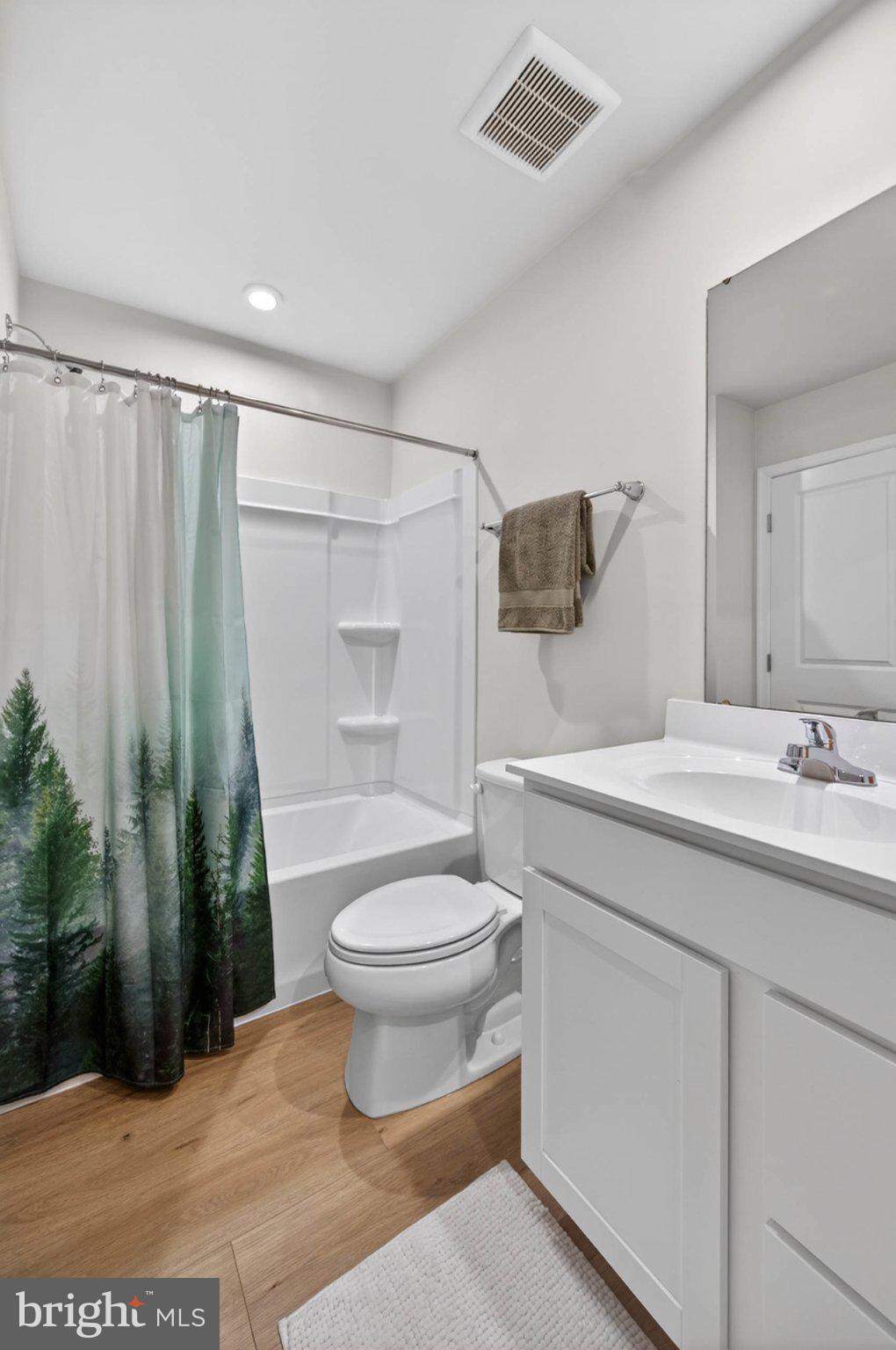 SOUTH BROOK - Residential