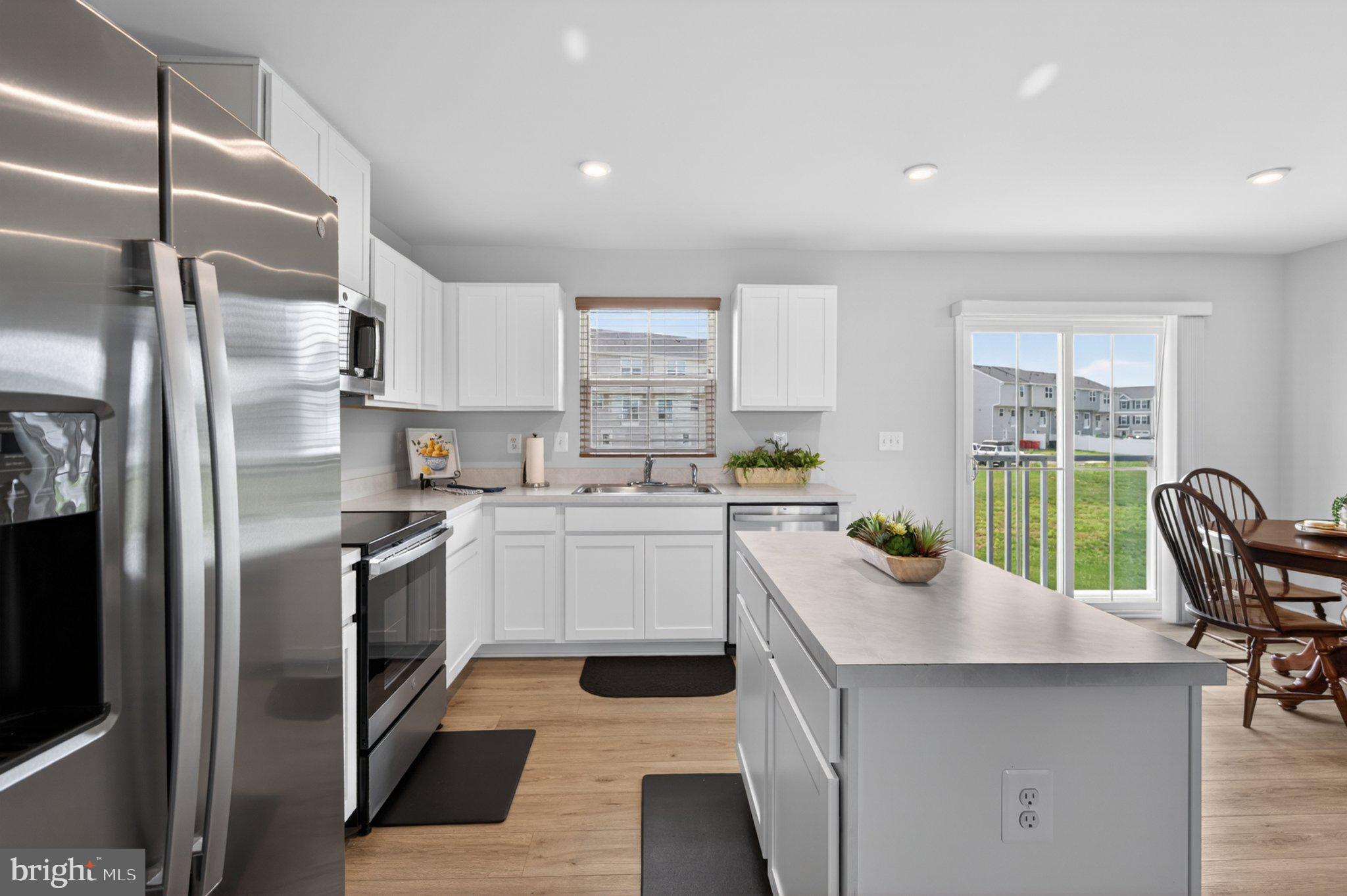 SOUTH BROOK - Residential