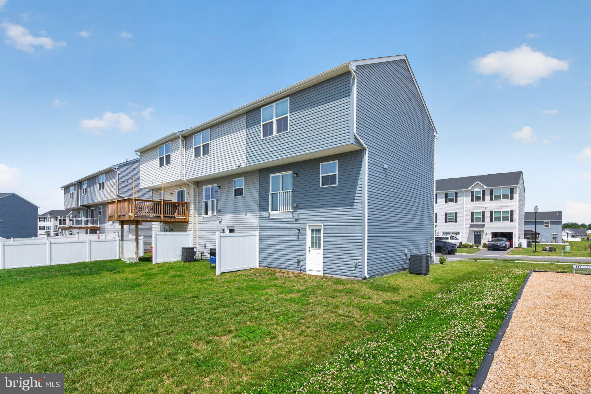 SOUTH BROOK - Residential