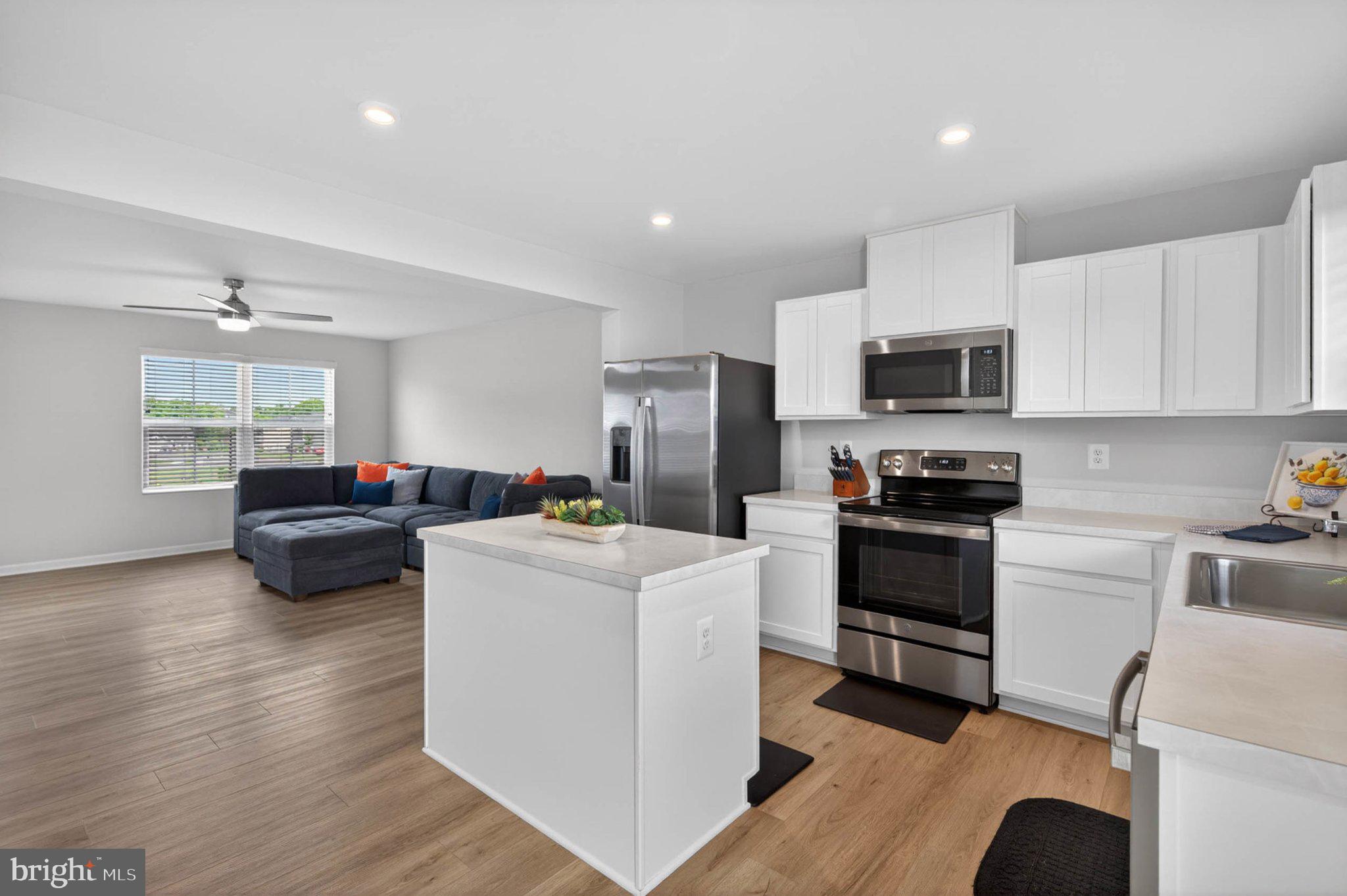 SOUTH BROOK - Residential