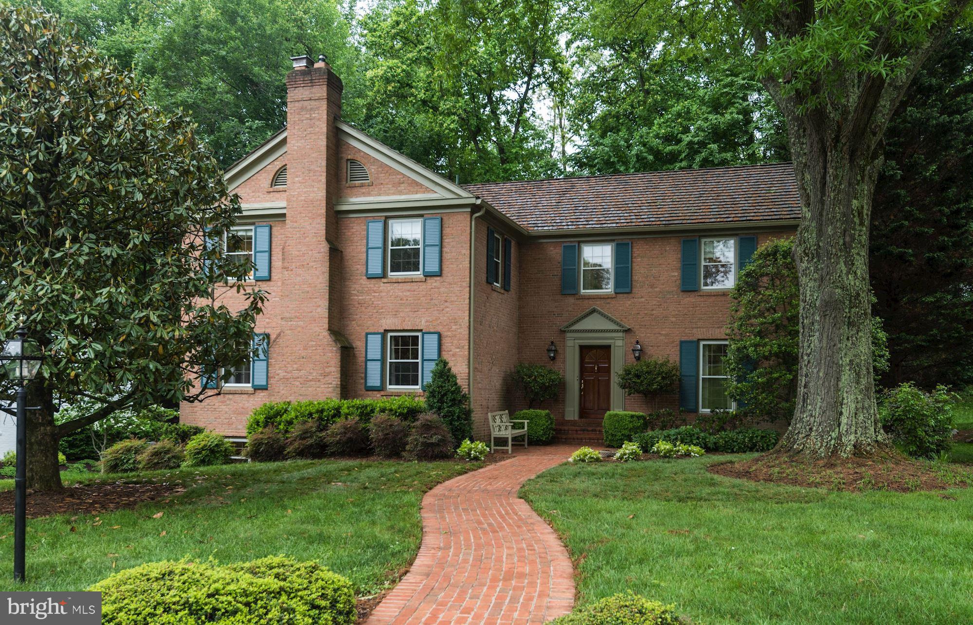 RIVER FALLS - Residential