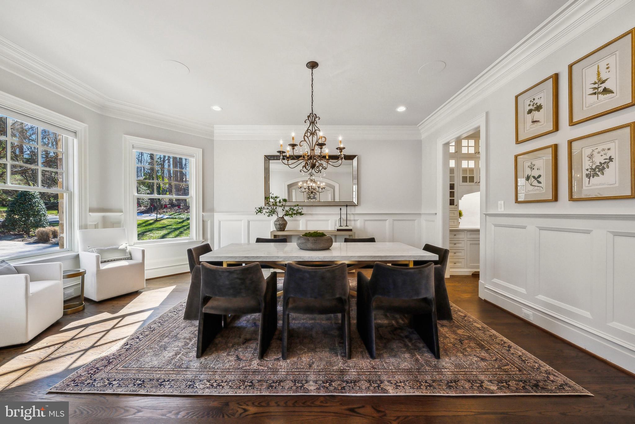 WOODSIDE ESTATES - Residential