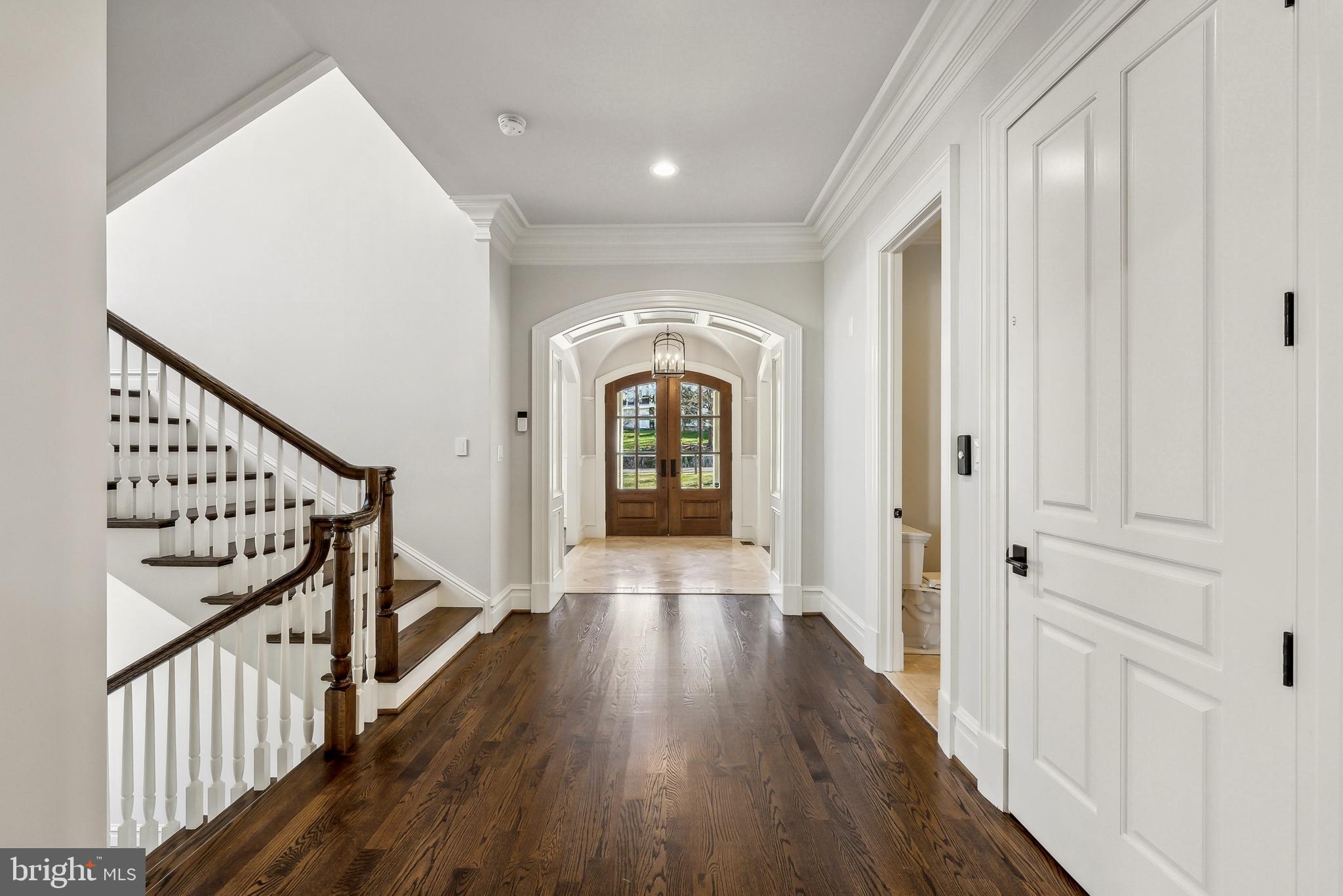WOODSIDE ESTATES - Residential