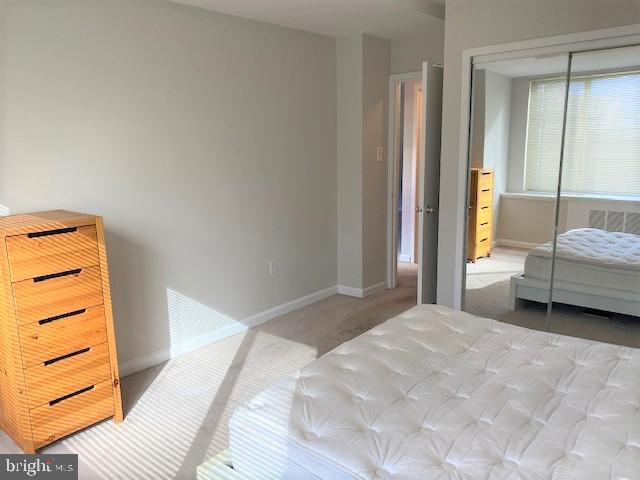 RIVER PLACE NORTH - Residential Lease