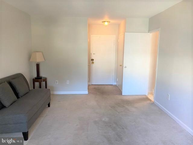 RIVER PLACE NORTH - Residential Lease