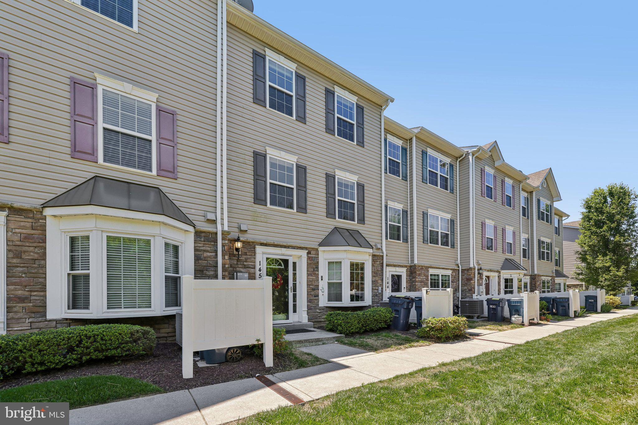 RESERVOIR RIDGE - Residential