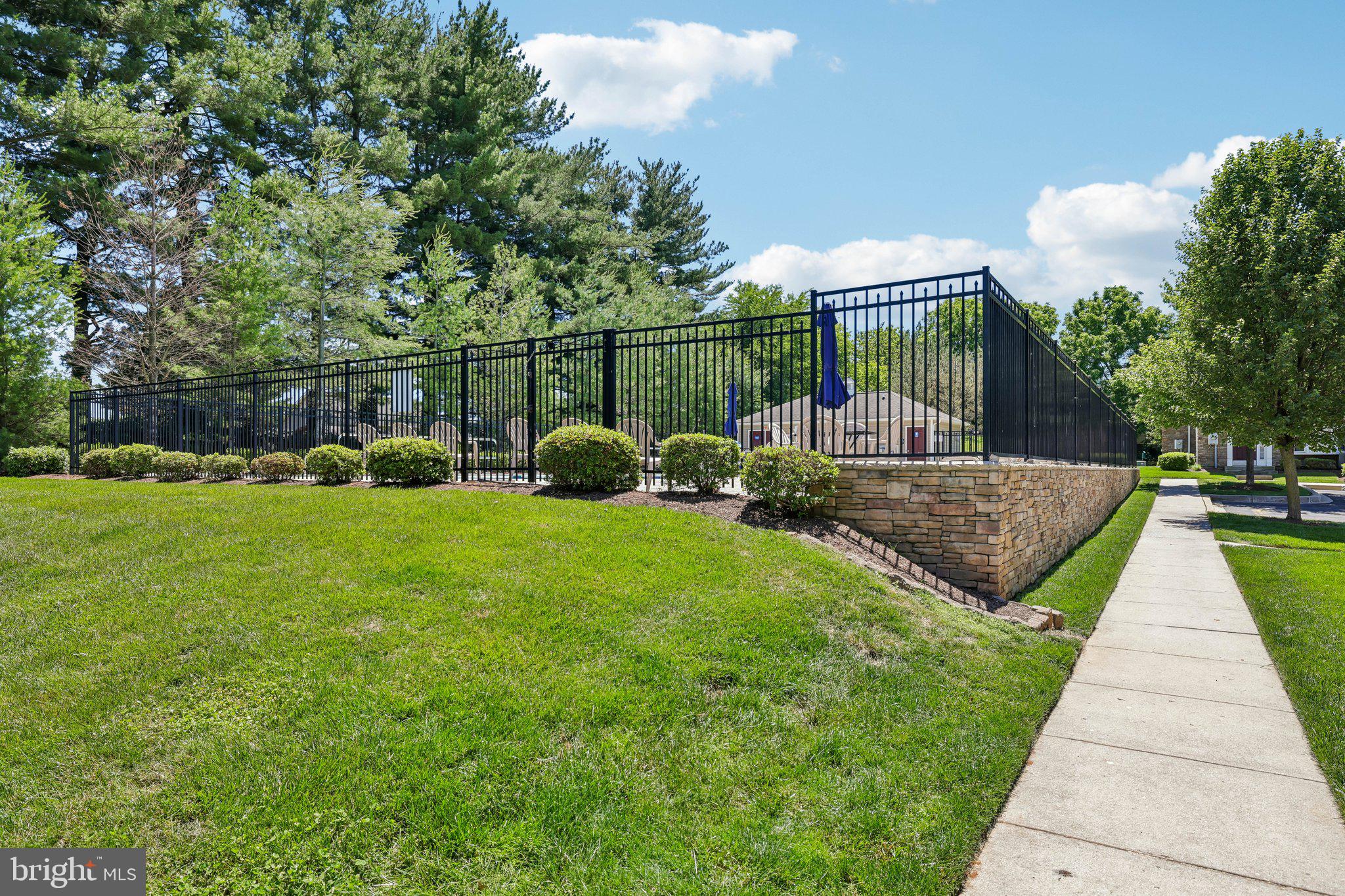 RESERVOIR RIDGE - Residential