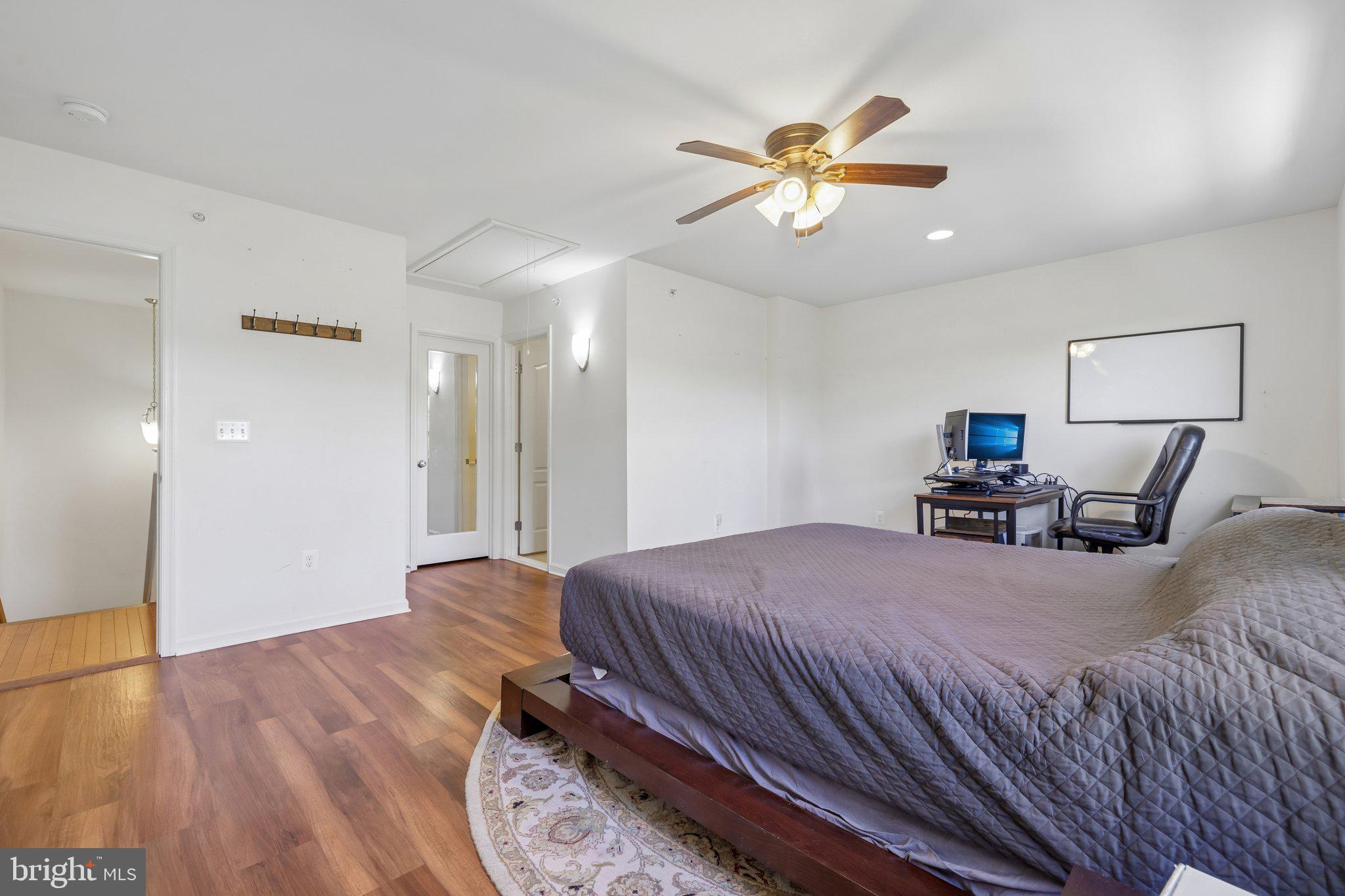 RESERVOIR RIDGE - Residential