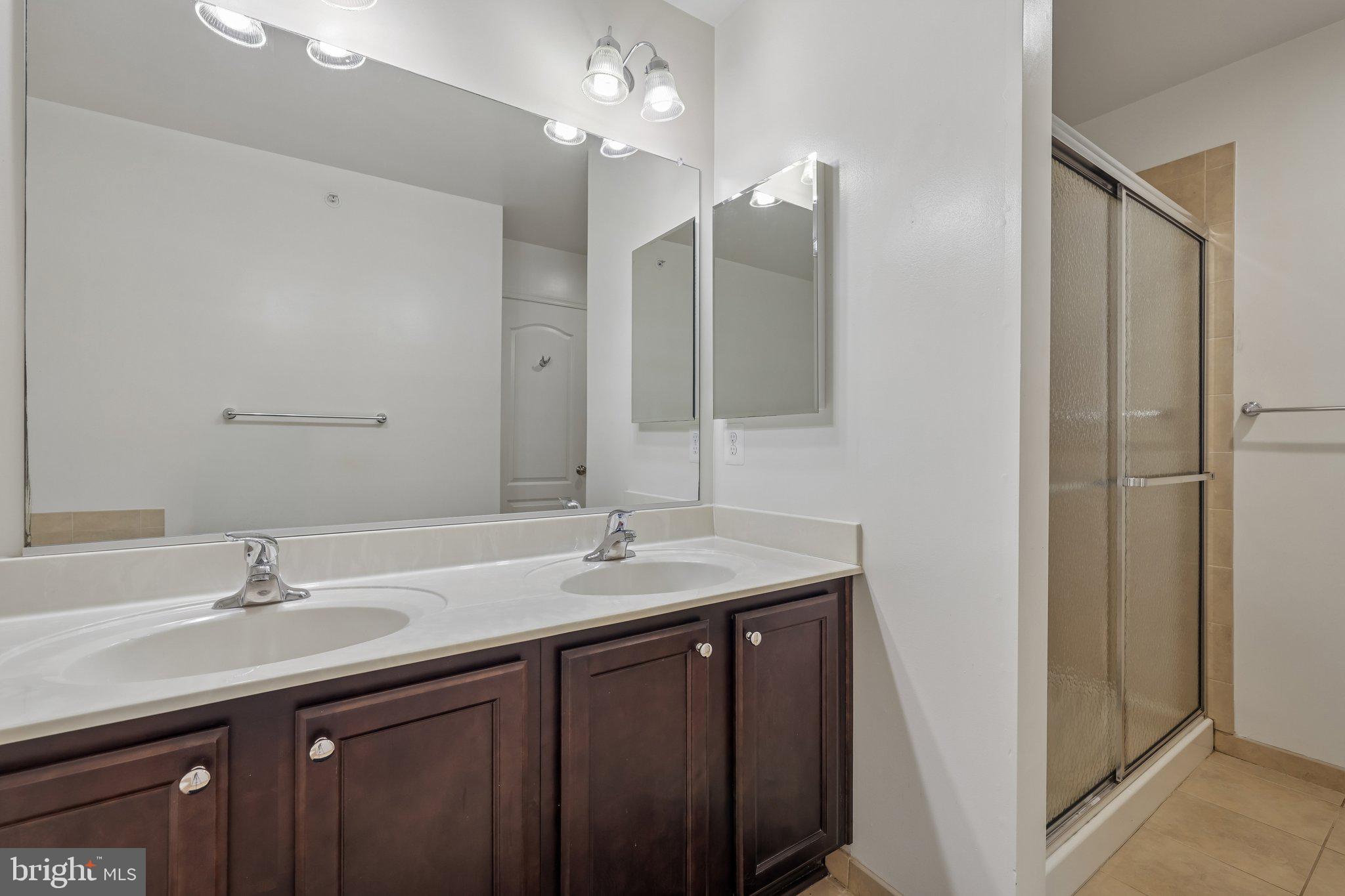RESERVOIR RIDGE - Residential