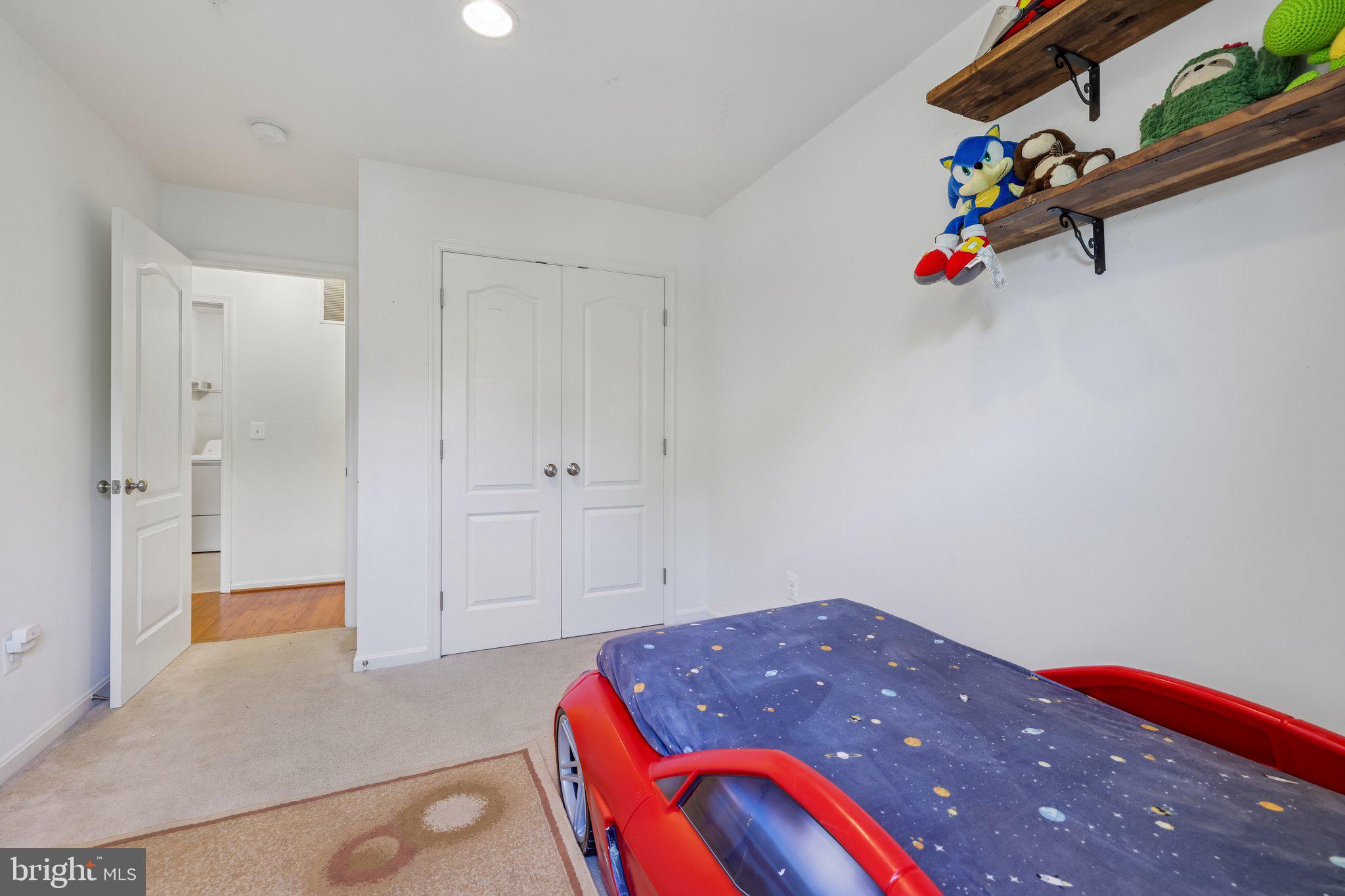 RESERVOIR RIDGE - Residential