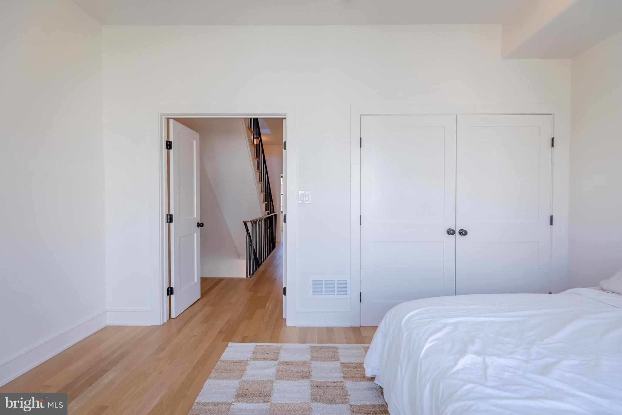 GRADUATE HOSPITAL - Residential
