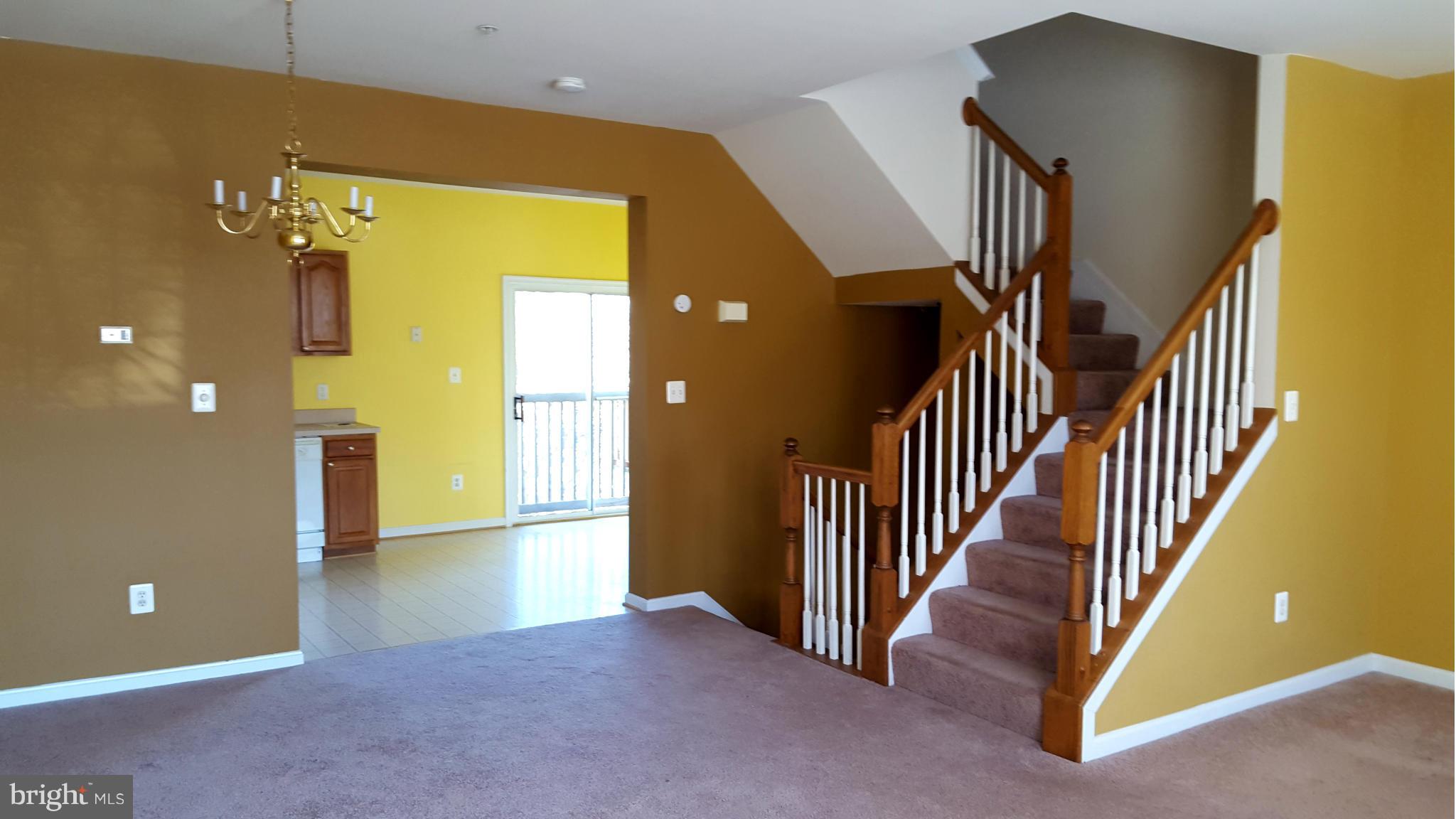 RIVER OAKS - Residential