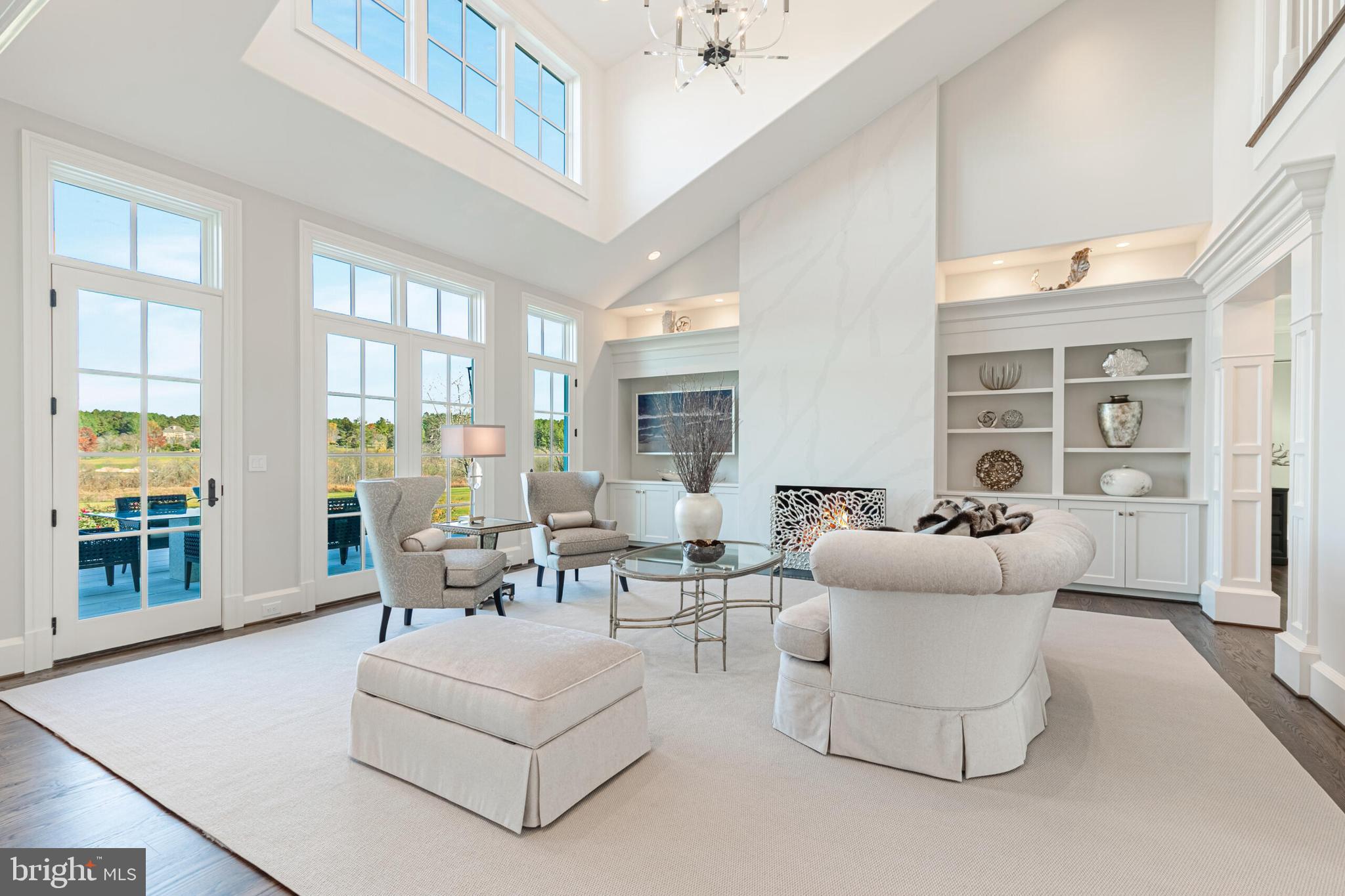 CREIGHTON FARMS - Residential