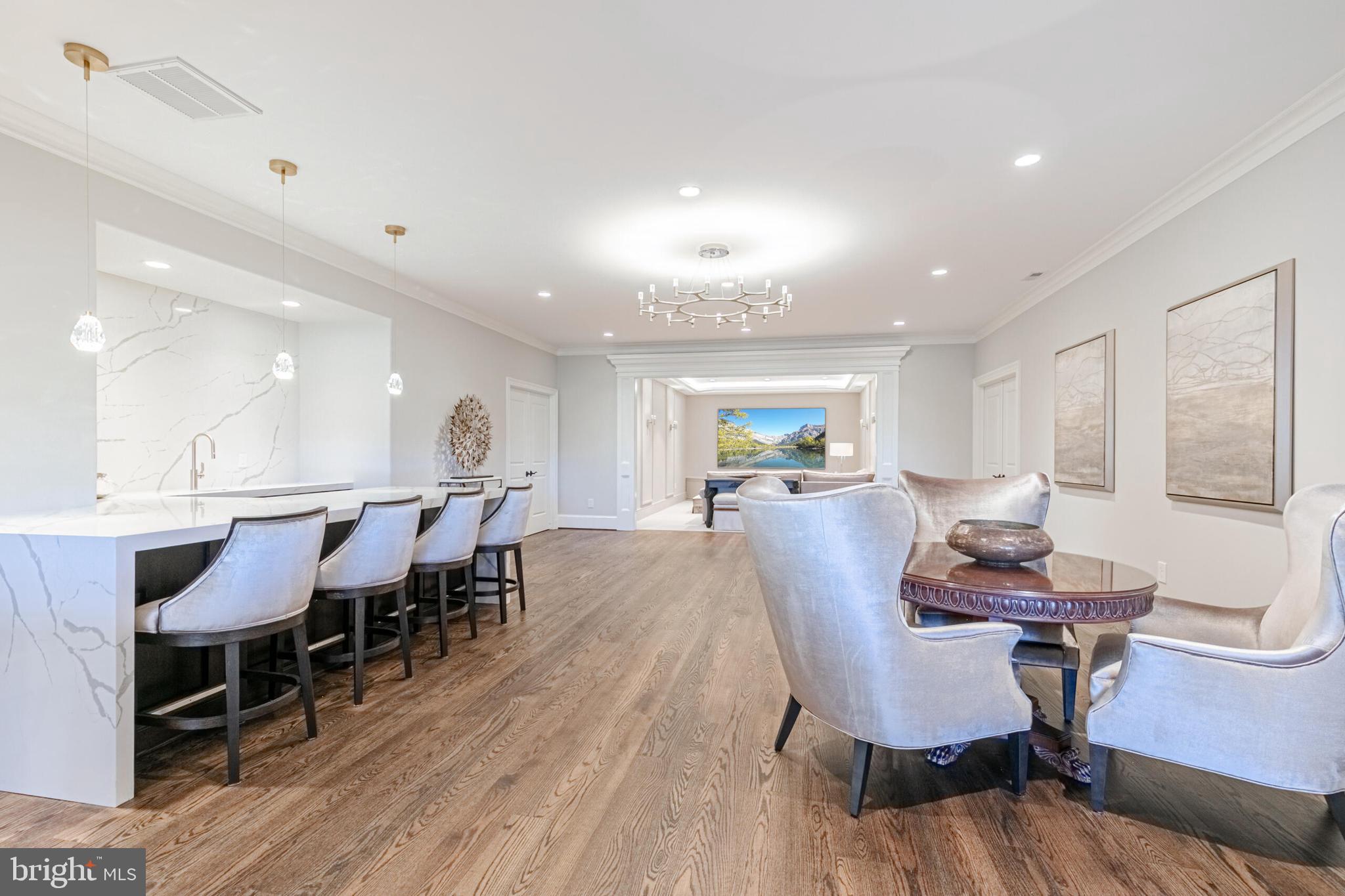 CREIGHTON FARMS - Residential