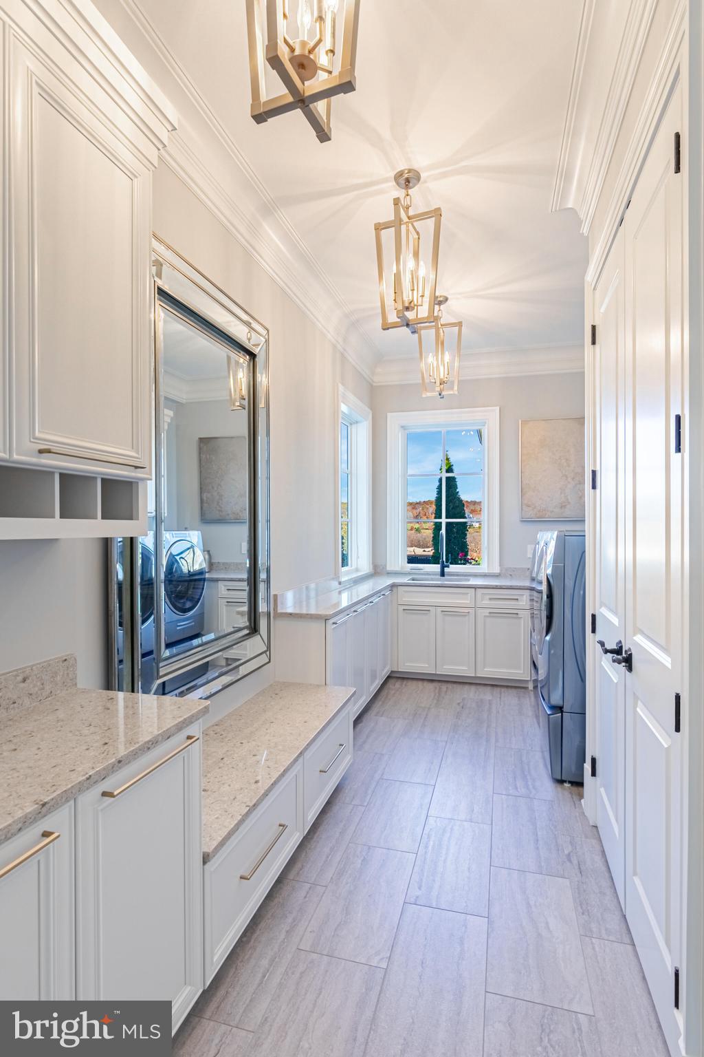 CREIGHTON FARMS - Residential