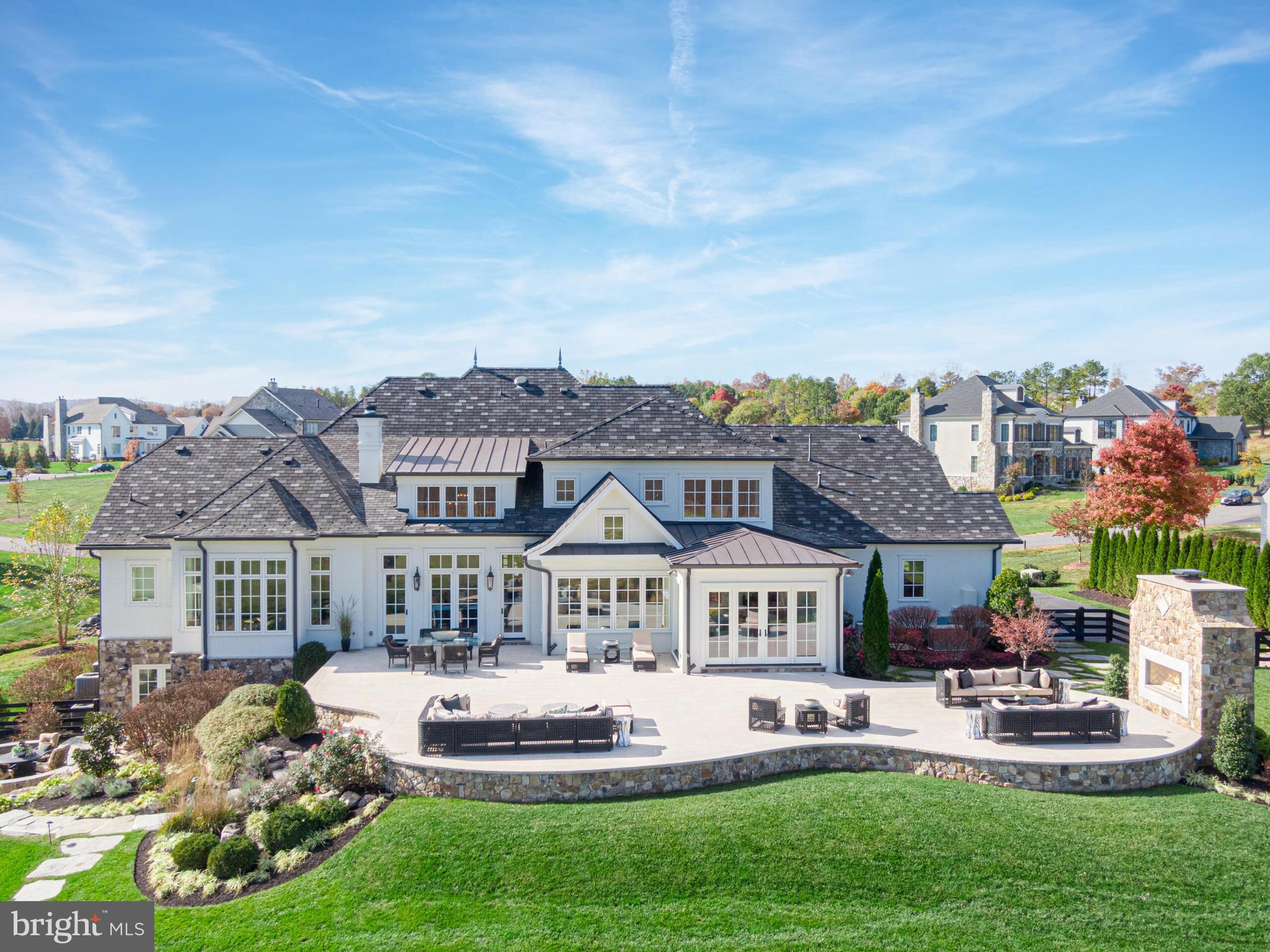CREIGHTON FARMS - Residential