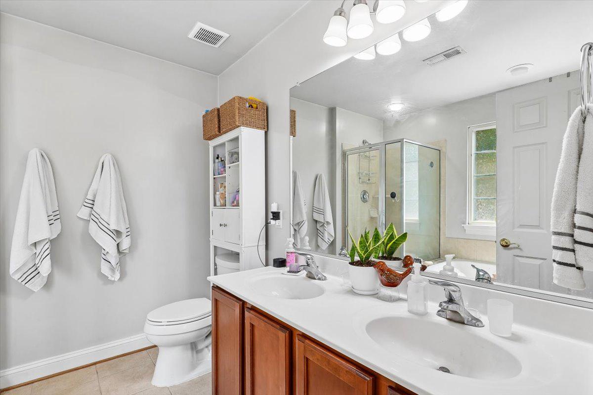 VILLAS AT SEVERNA PARK - Residential