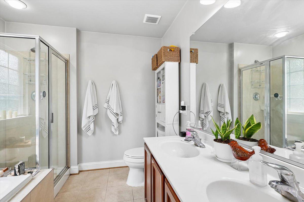 VILLAS AT SEVERNA PARK - Residential