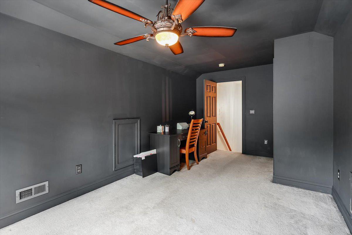 VILLAS AT SEVERNA PARK - Residential