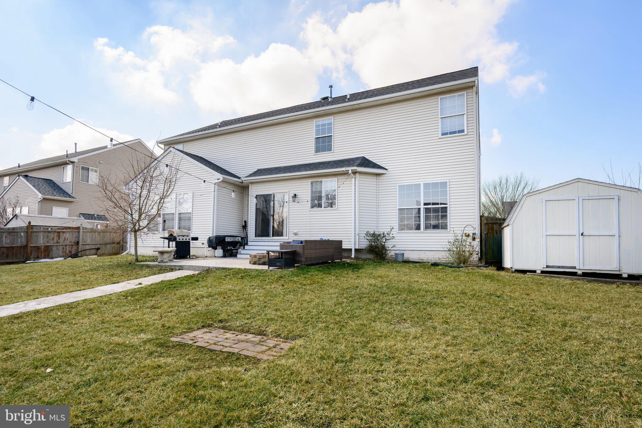 NORTH BROOK - Residential