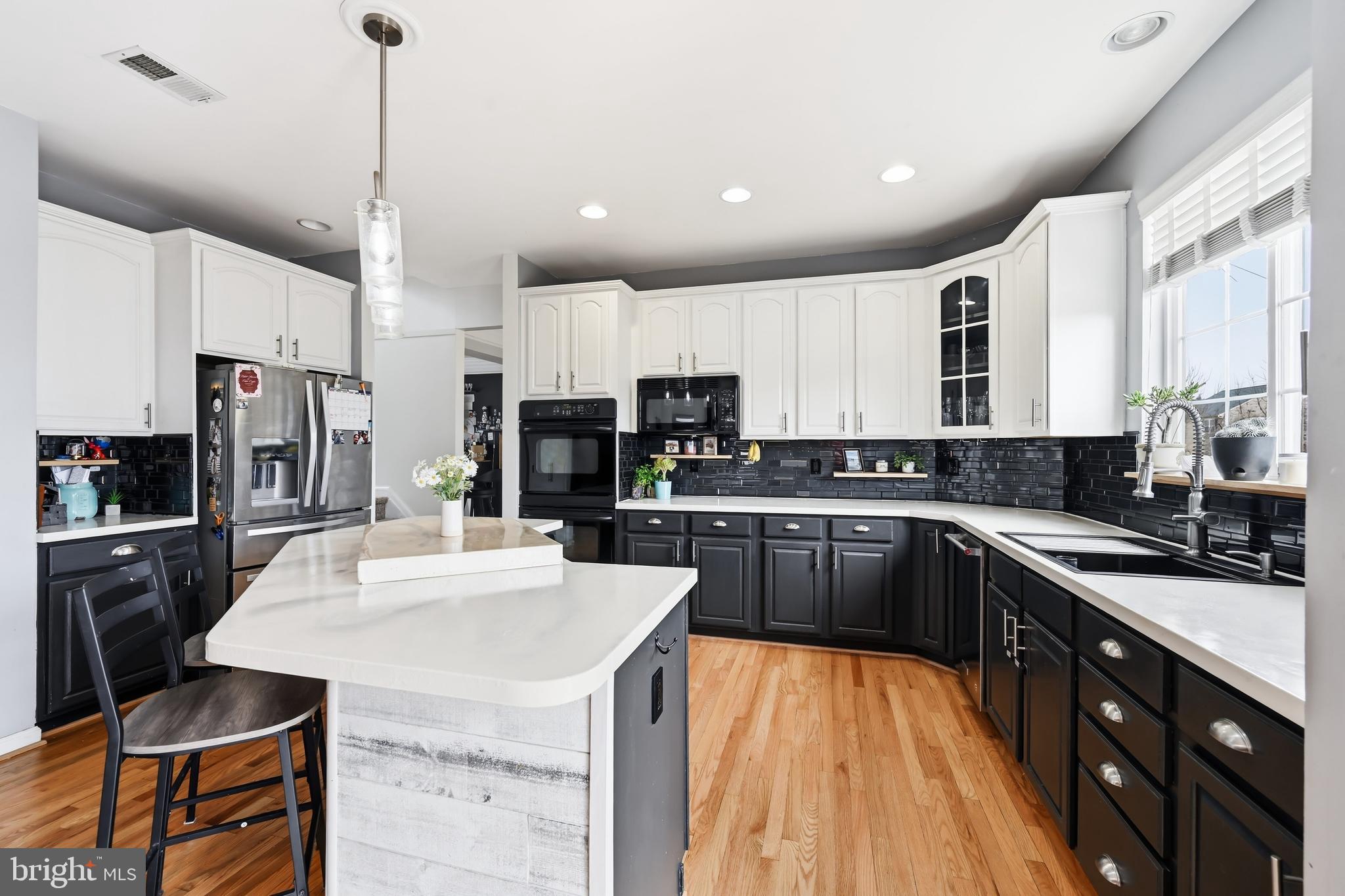 NORTH BROOK - Residential