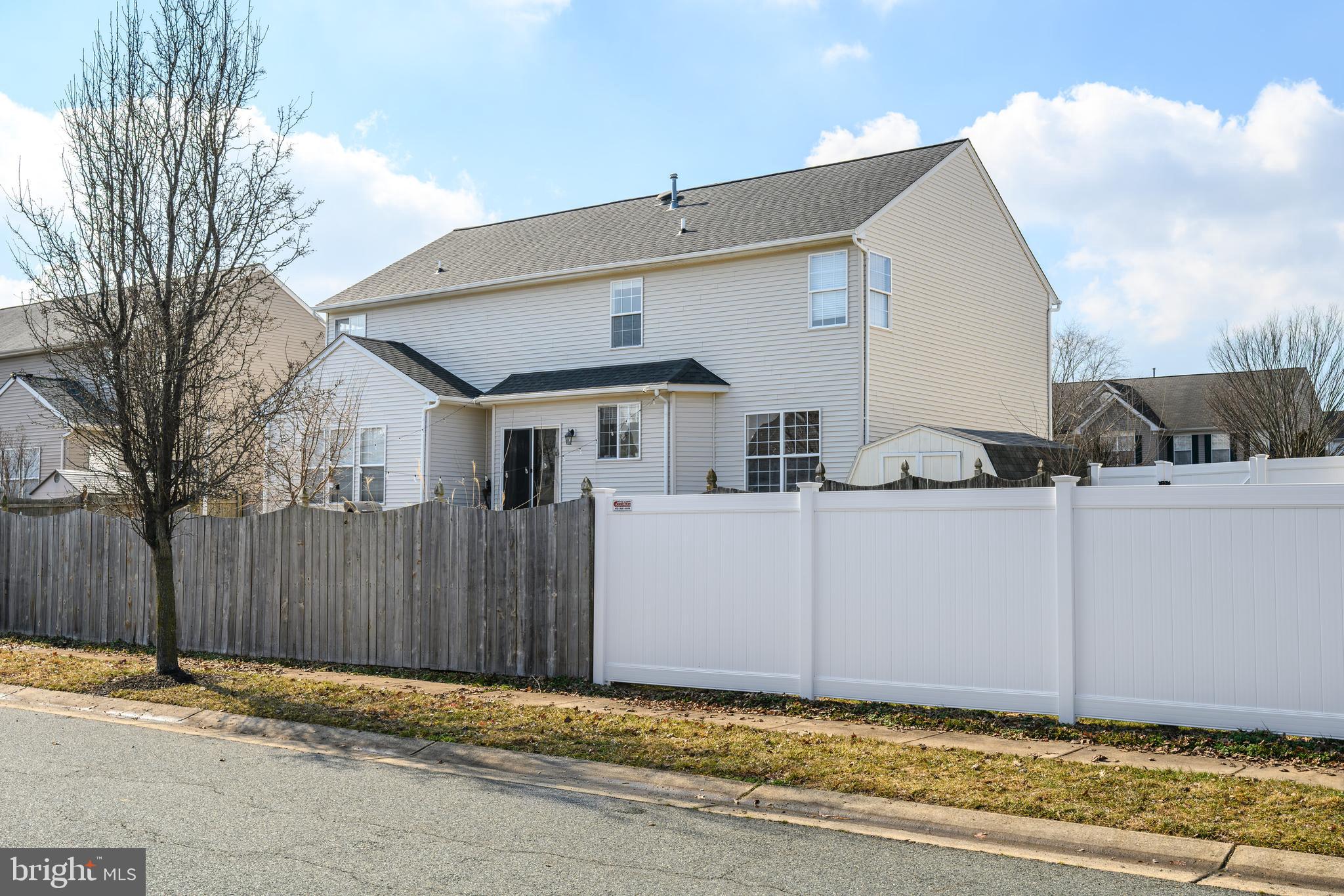 NORTH BROOK - Residential