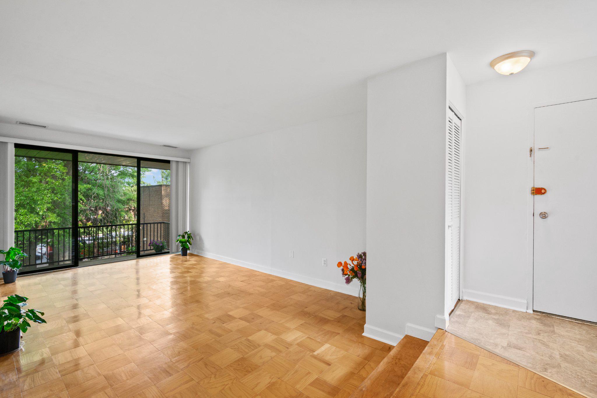 AMERICANA FINMARK - Residential