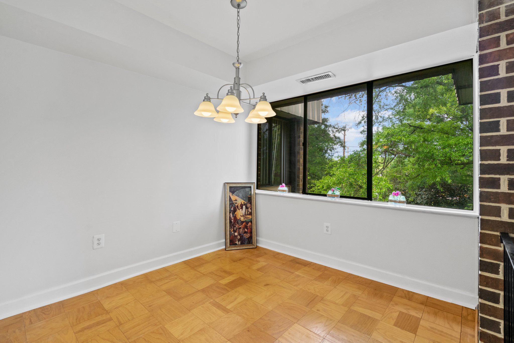 AMERICANA FINMARK - Residential