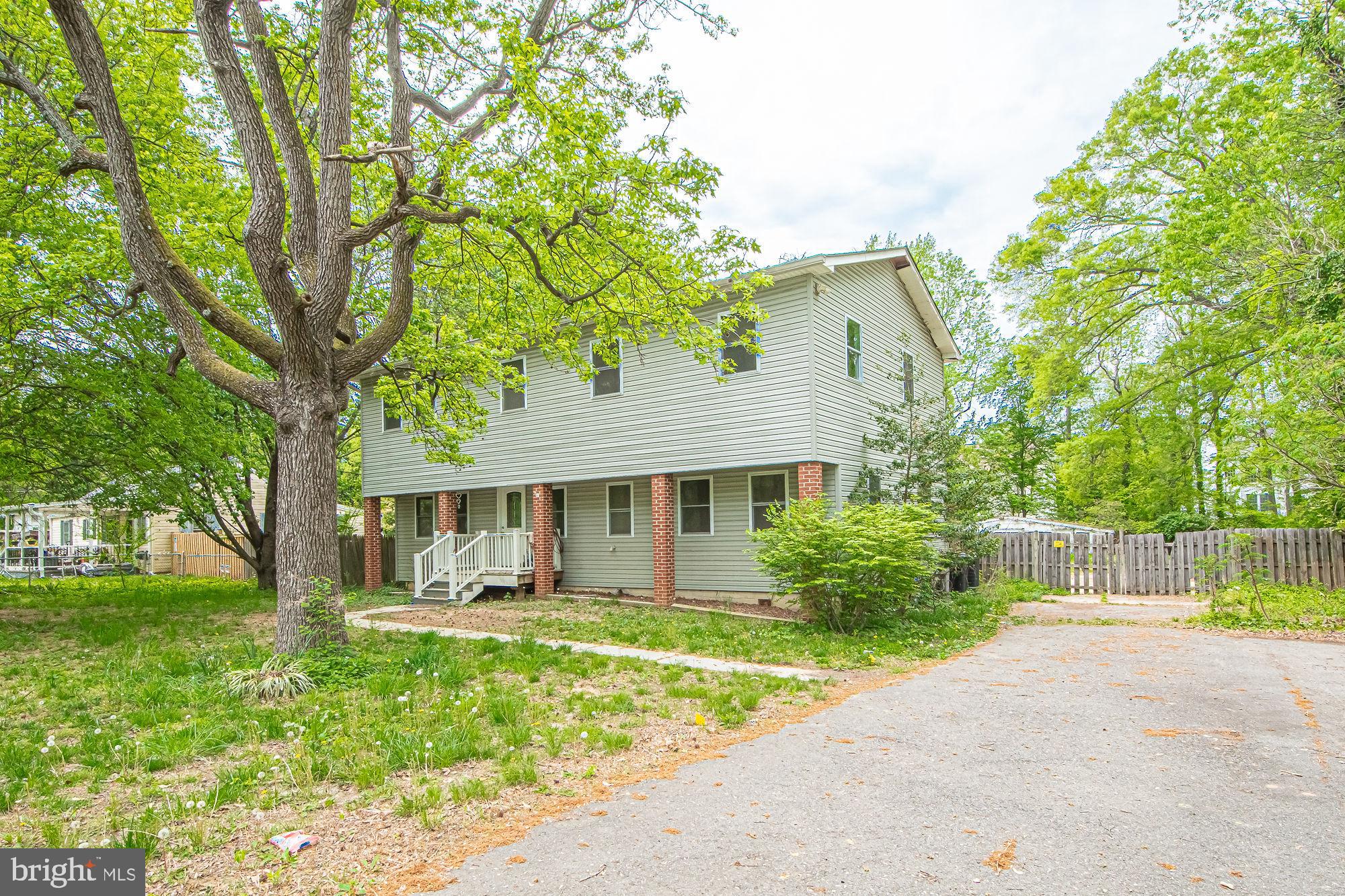 OPPORTUNITY KNOCKS!

Spacious 5-bedroom 3.5 Bathrooms on a rare half-acre lot, just minutes from Springfield Mall and Major Commuter Routes.  This property offers incredible potential for investors, renovators, or buyers looking to create their Dream Home.  Features include a versatile floor plan, a large backyard, and ample parking.  Bring your vision and transform this Diamond in the rough into a true showstopper
Sold As-Is. Don't miss this chance to invest in a prime location. No HOA!
 All Offers in by May 12th at 6 pm.