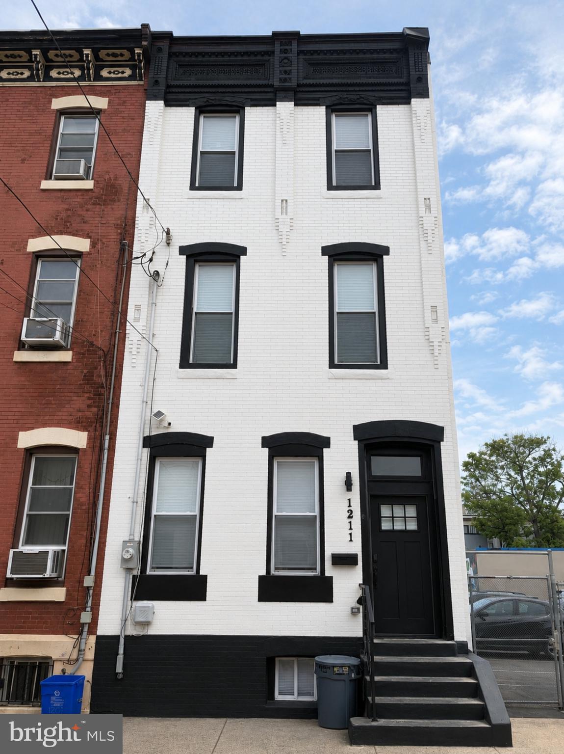 POINT BREEZE - Residential