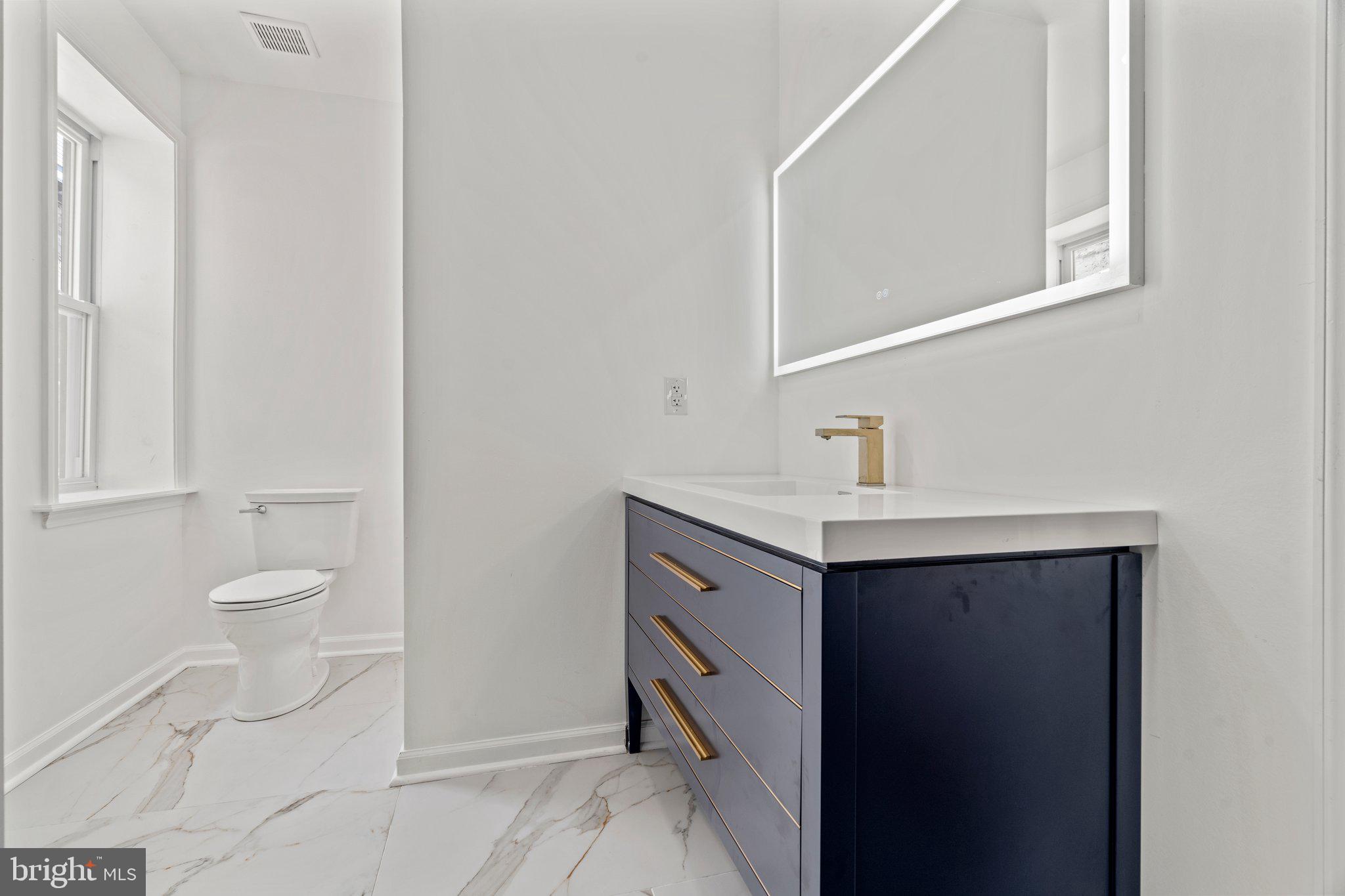 POINT BREEZE - Residential