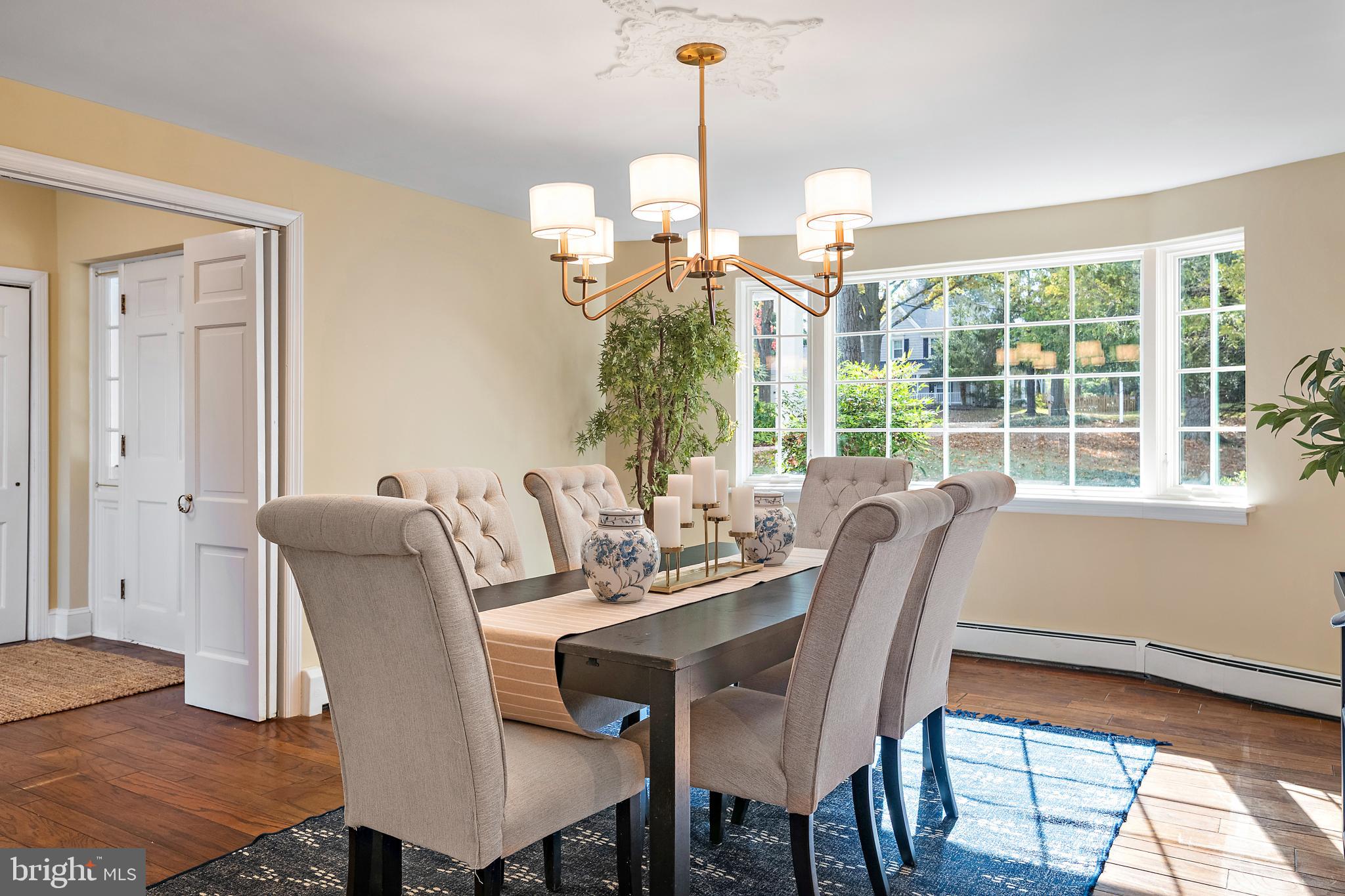 ANNAPOLIS COVE - Residential