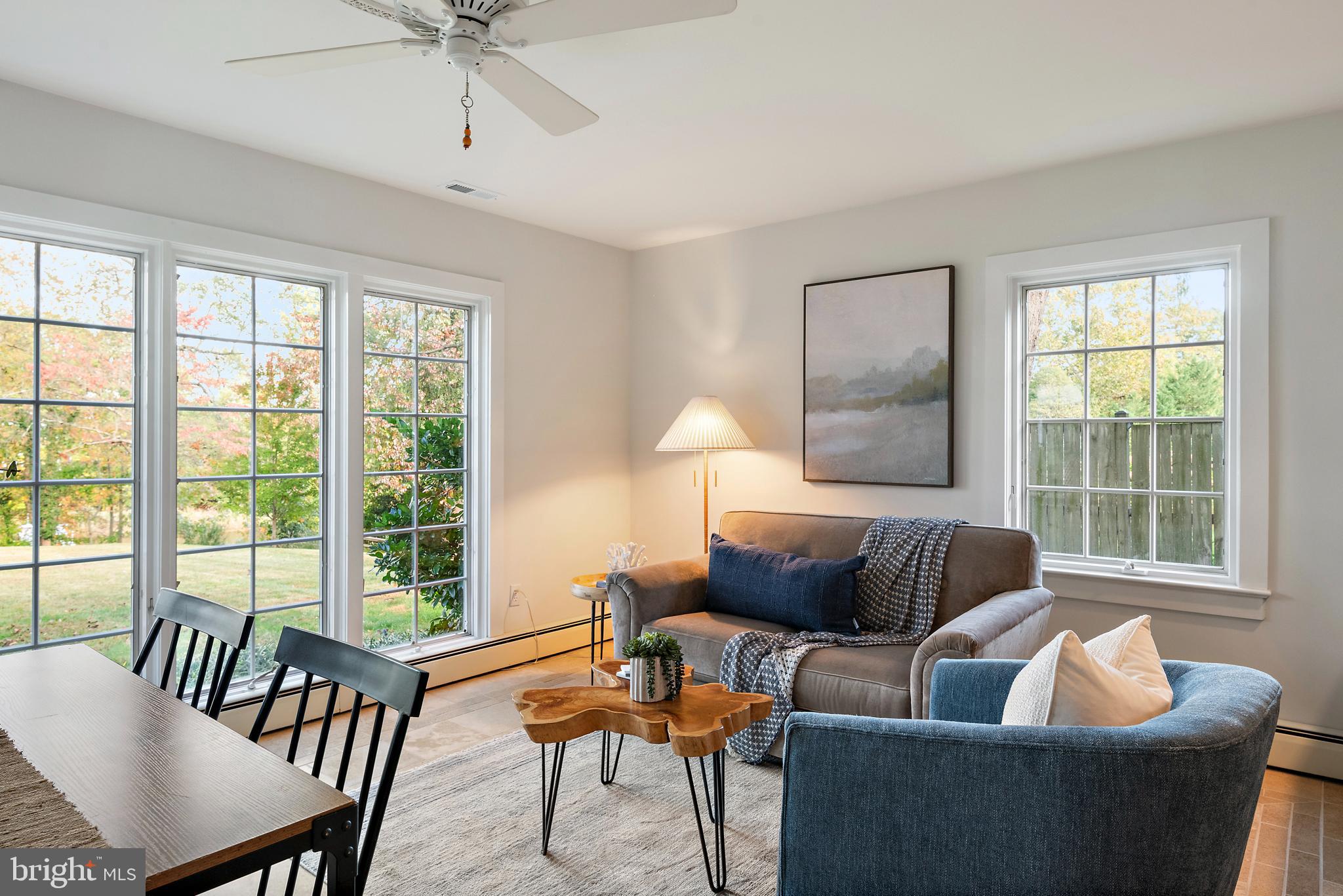 ANNAPOLIS COVE - Residential