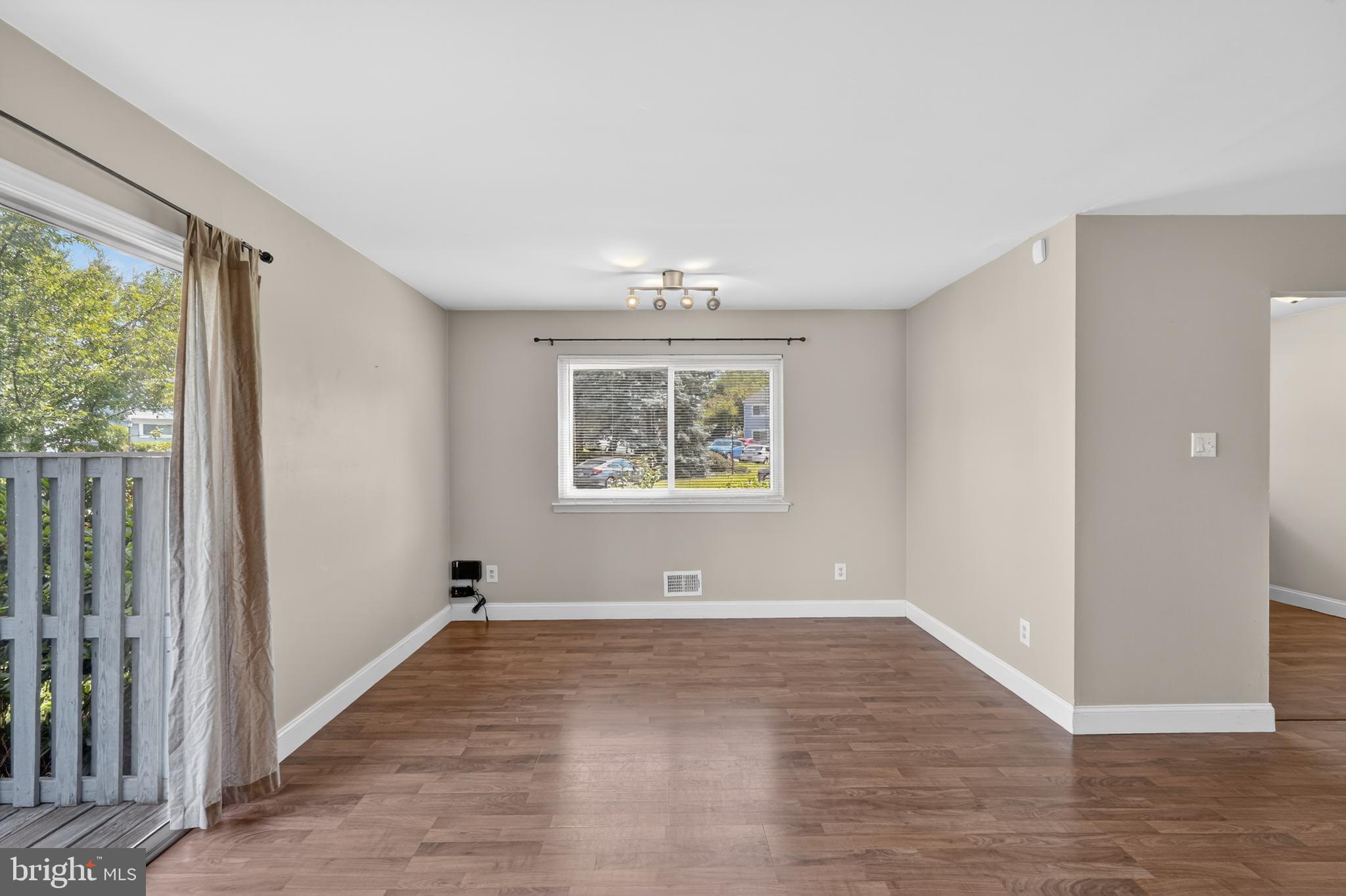 EAGLE RIDGE - Residential