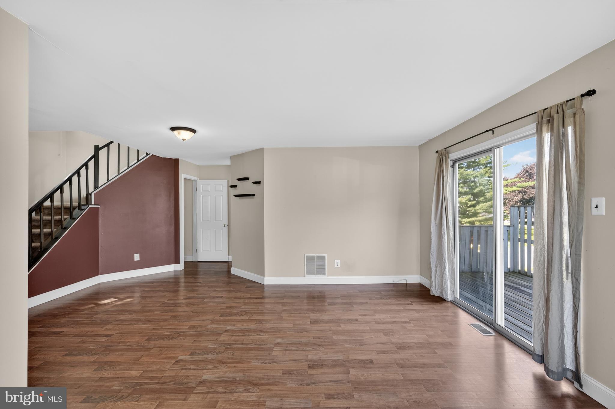 EAGLE RIDGE - Residential