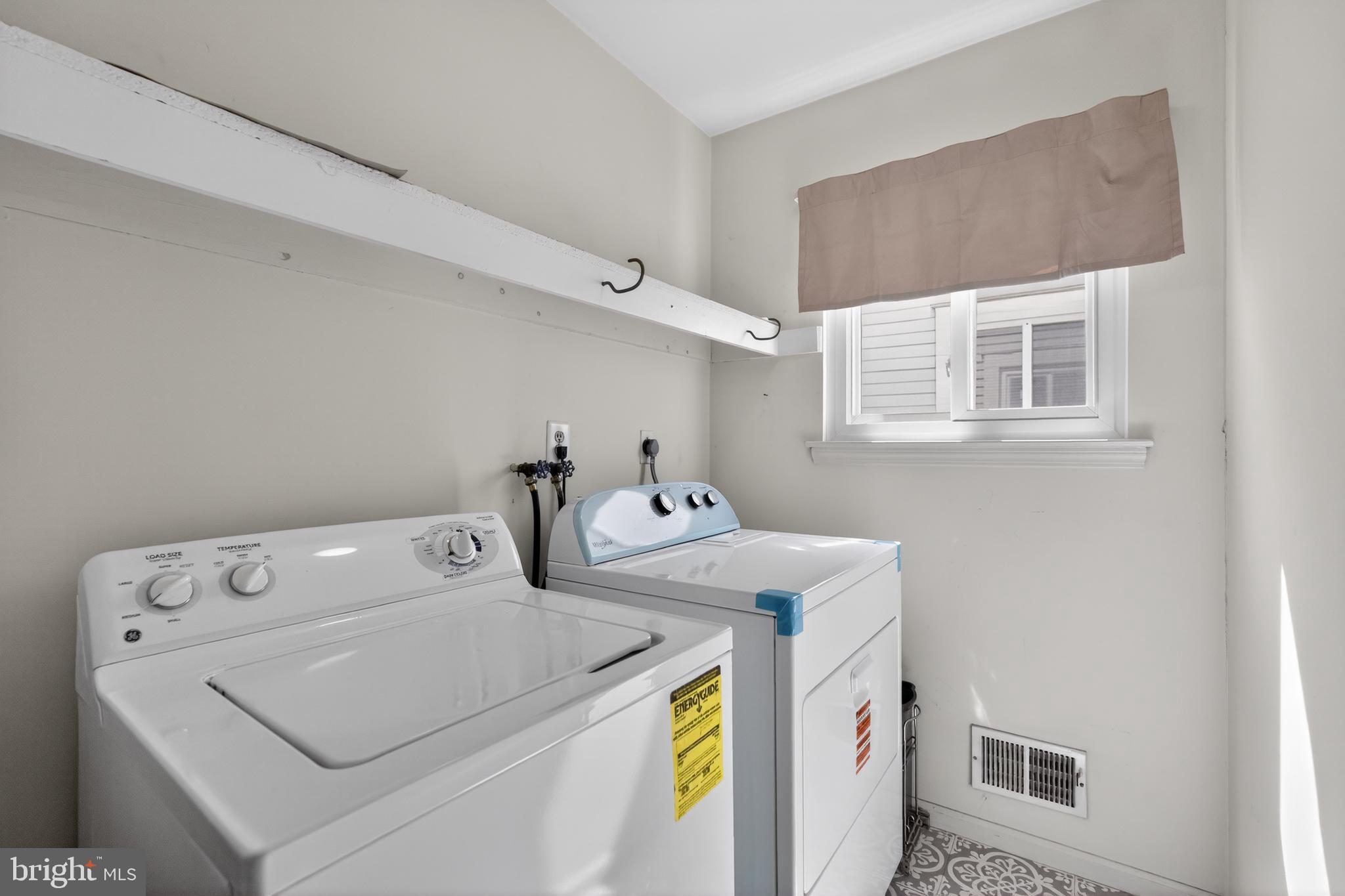 EAGLE RIDGE - Residential