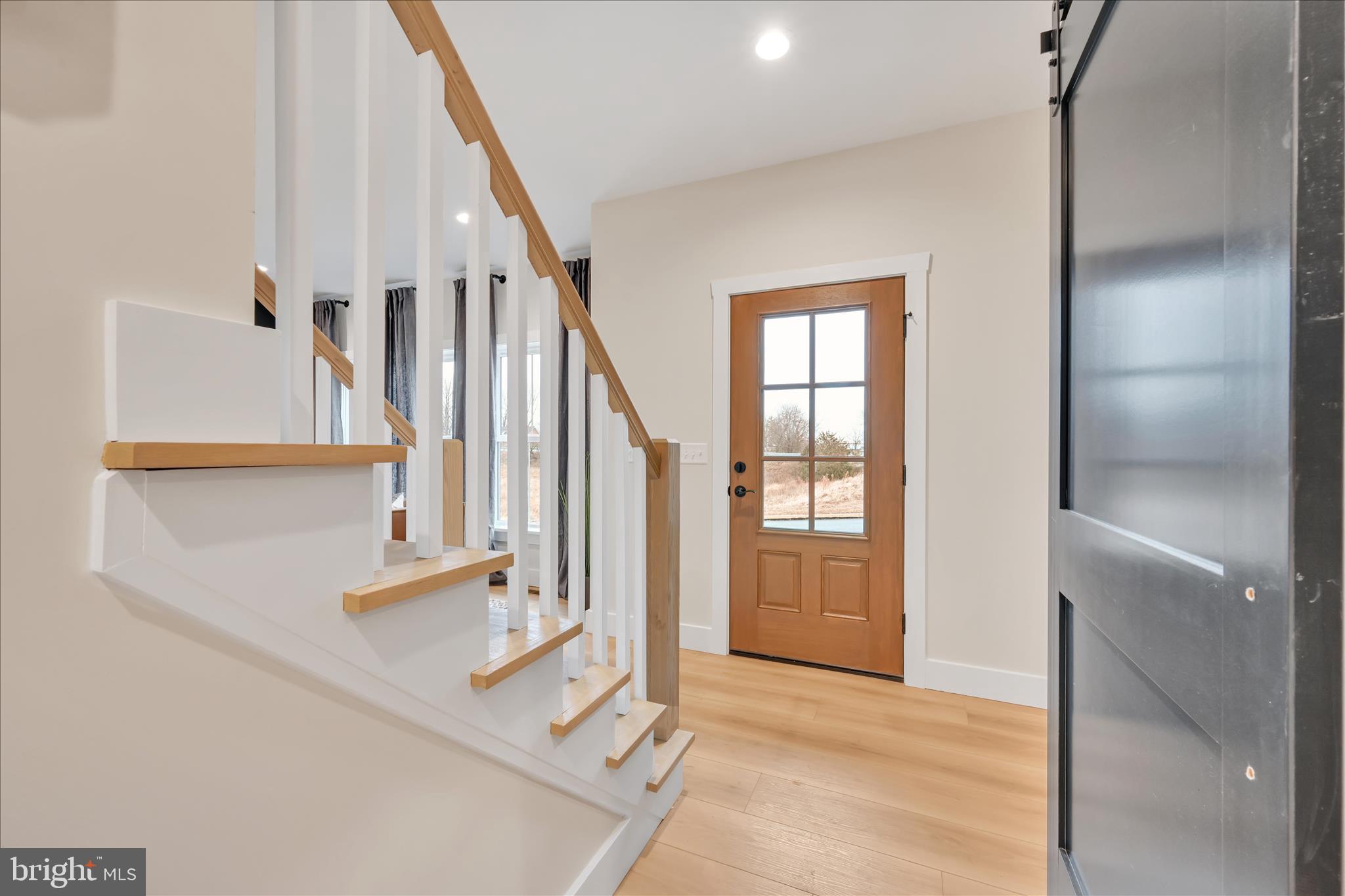PIPING ROCKS - Residential