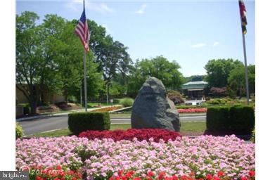 LEISURE WORLD - Residential