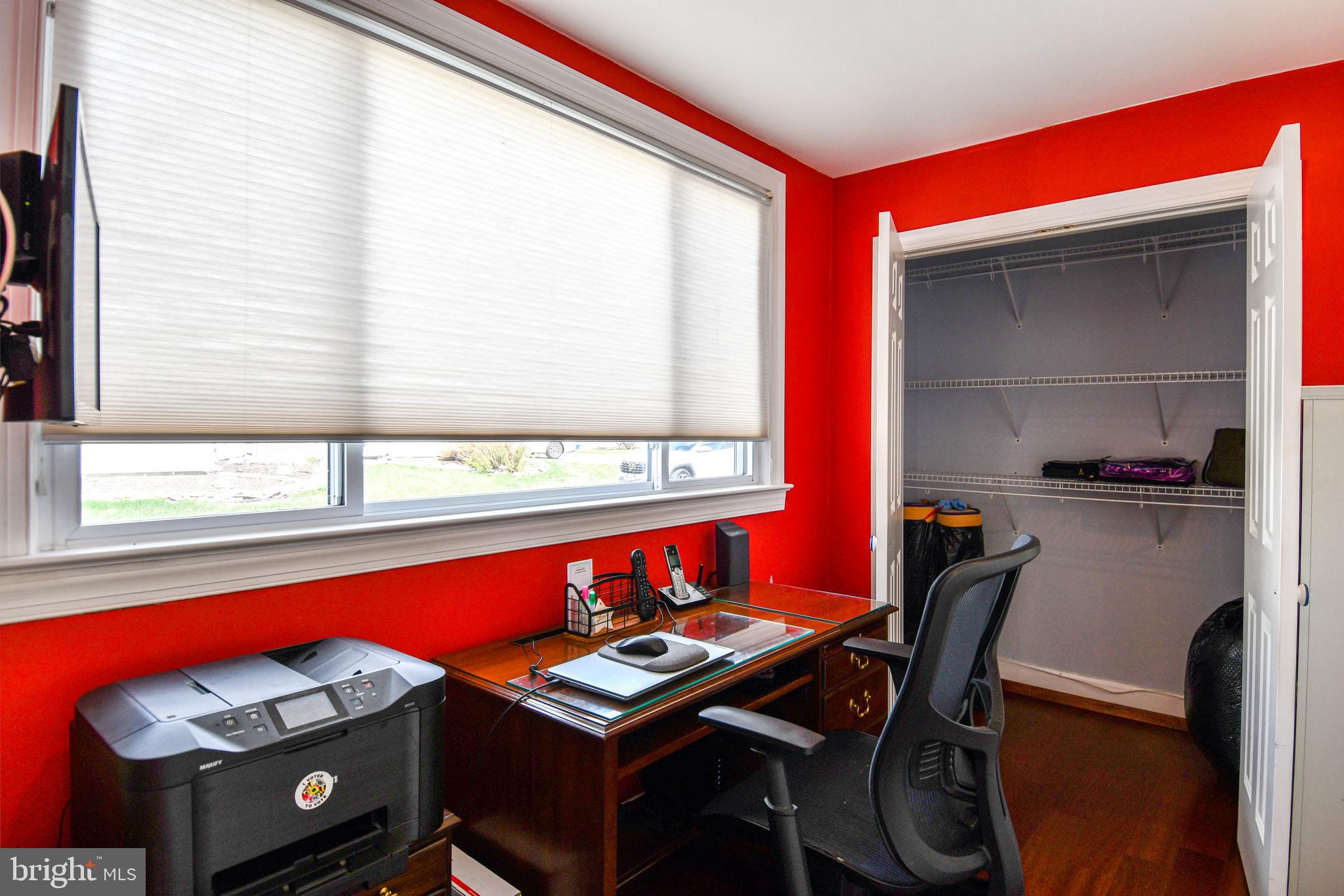 LEISURE WORLD - Residential