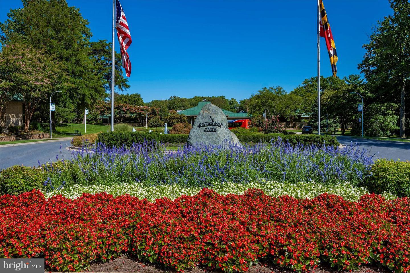 LEISURE WORLD - Residential