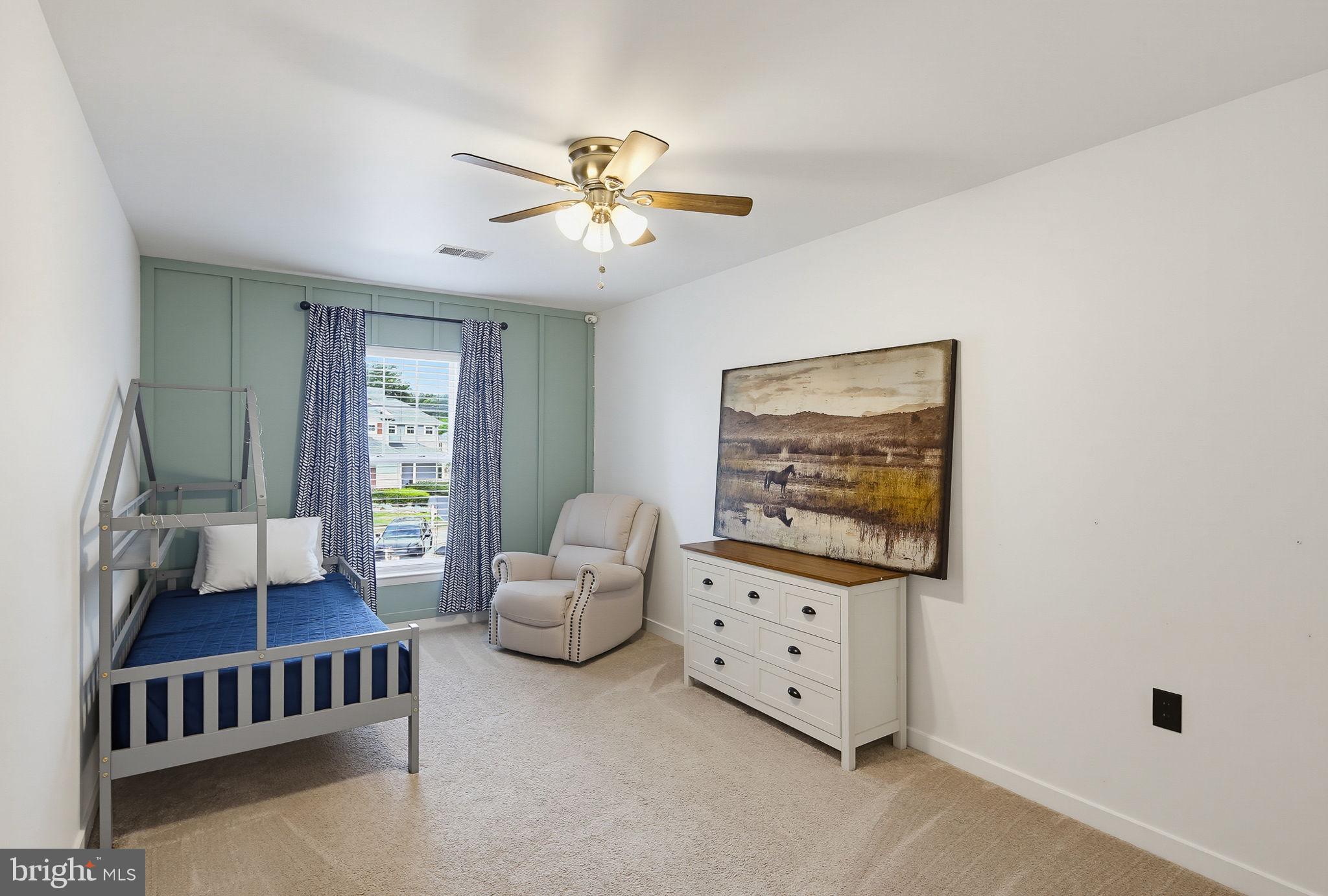 THE MEADOW AT NEW MARKET - Residential