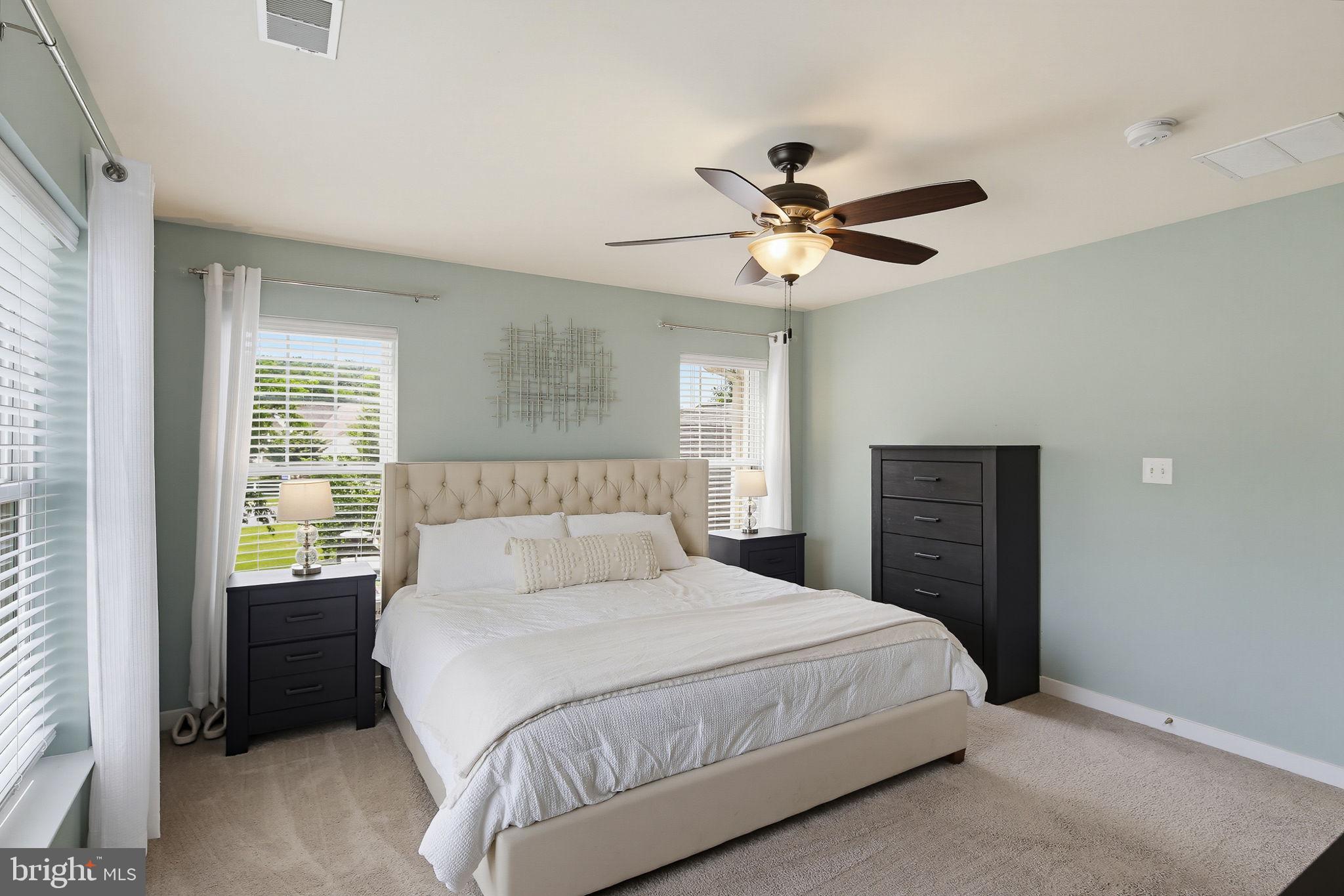 THE MEADOW AT NEW MARKET - Residential